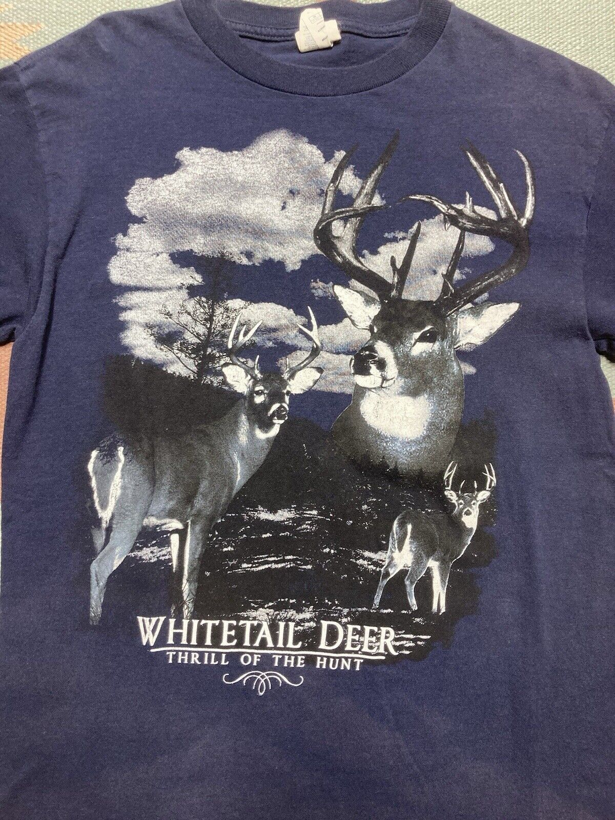 Vintage VTG graphic t shirt whitetail deer thrill of the hunt medium Size US M / EU 48-50 / 2 - 2 Thumbnail
