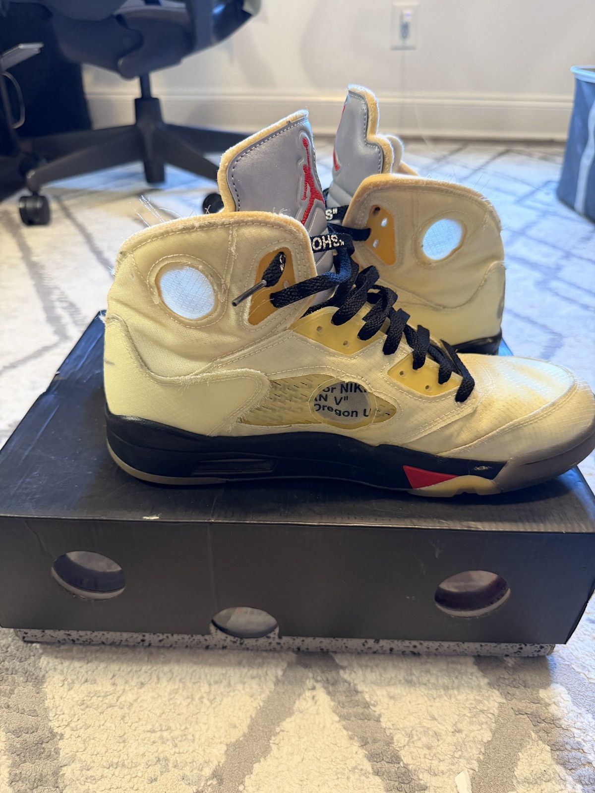 Jordan Brand × Off-White Off white Jordan 5 sail Size US 11 / EU 44 - 4 Thumbnail