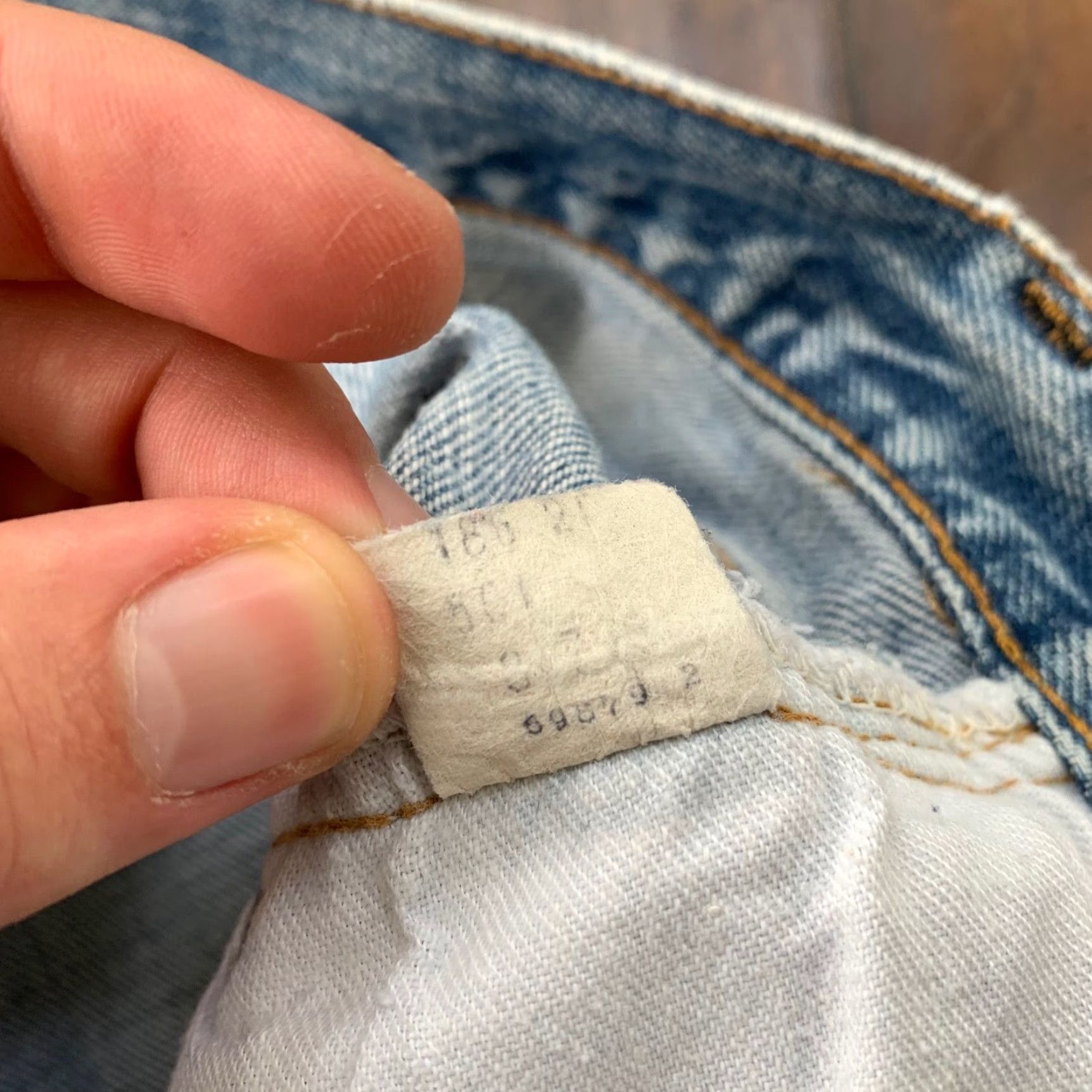 Levi's VINTAGE Levi's 501 XX Jeans 30x26 Blue Redline Selvedge 80s USA Straight Fit Distressed Mens Size US 30 / EU 46 - 6 Thumbnail