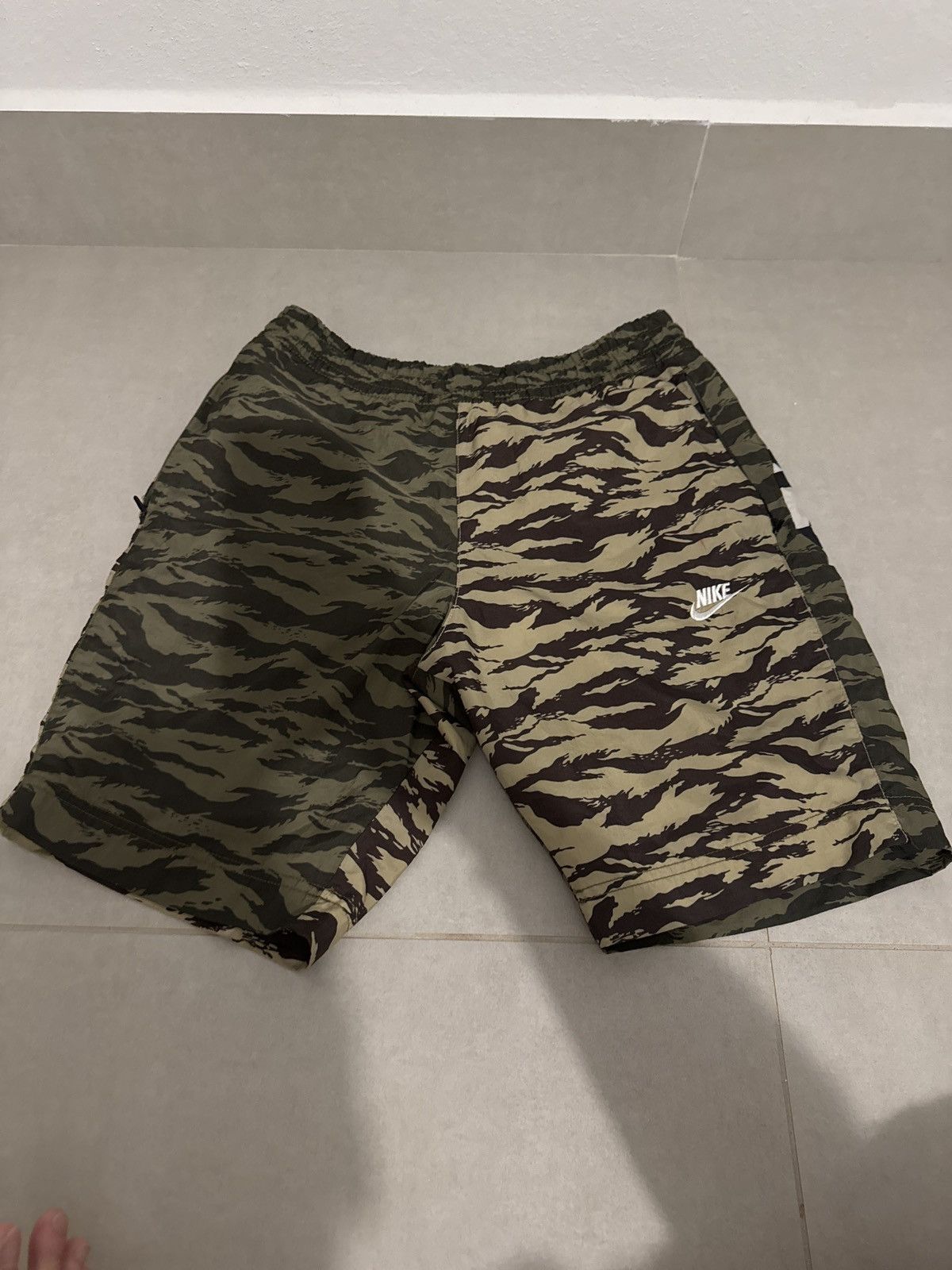 Nike Nike camouflage shorts Size US 32 / EU 48 - 2 Thumbnail