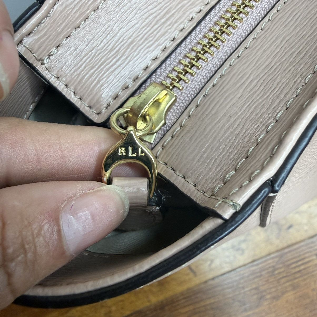 Polo Ralph Lauren Lauren Ralph Lauren Pale Blush Leather Tote with Gold Size ONE SIZE - 4 Thumbnail