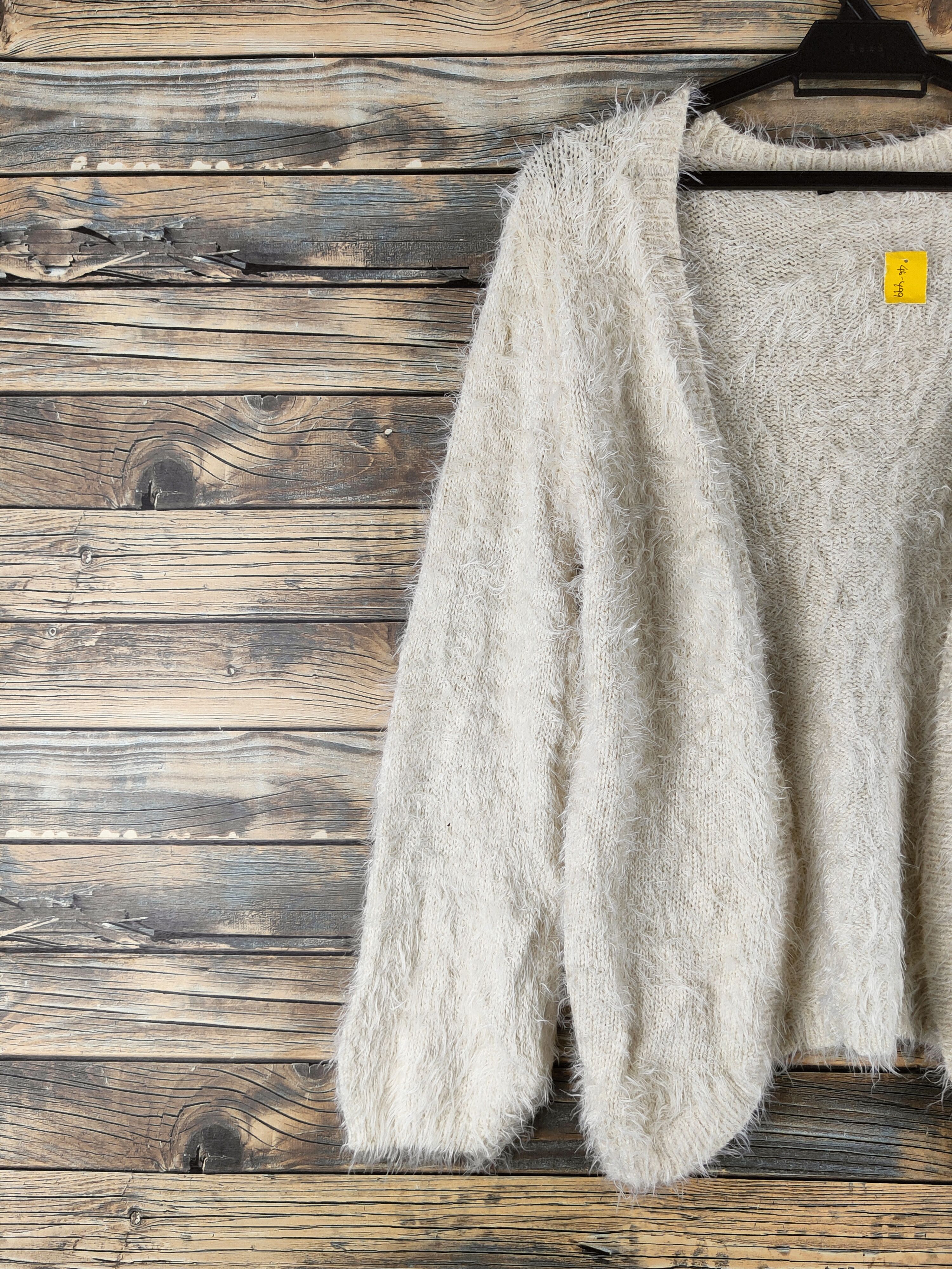 Japanese Brand DL Gorge Ivory Fur Mohair Knitwear Cardigans #46-499 Size S / US 4 / IT 40 - 3 Thumbnail