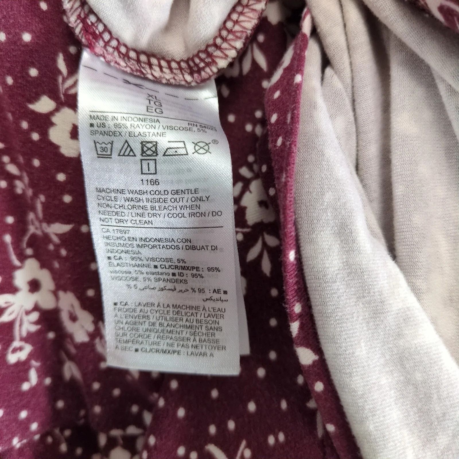 Old Navy Old Navy Burgundy Floral Tank Dress Sz XL Stretch Flowy Size XL / US 12-14 / IT 48-50 - 4 Thumbnail