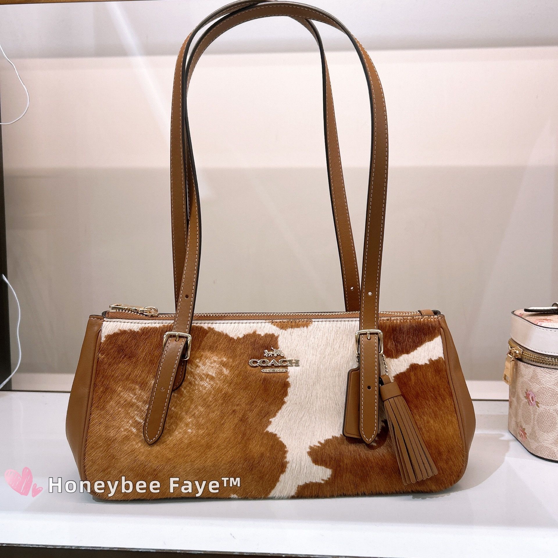 Coach Asher Shoulder Bag In Haircalf With Cow Print CDW46 Size ONE SIZE - 2 Thumbnail