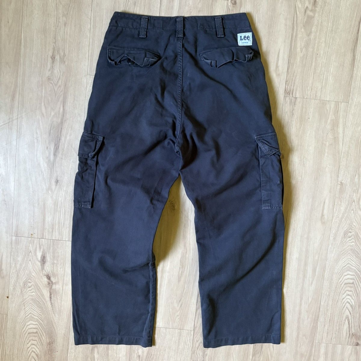 Lee × Vintage Faded Black Lee Cargo Pants Size US 30 / EU 46 - 3 Thumbnail