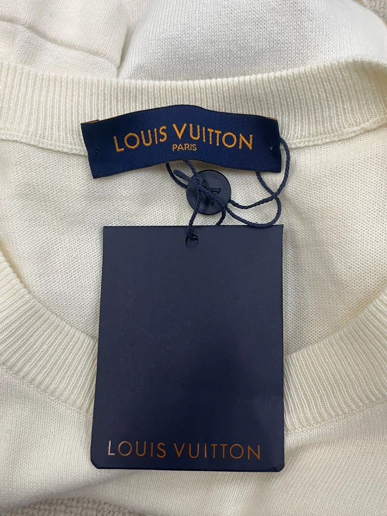 Louis Vuitton Louis Vuitton SS22 Straight Crew Neck Logo Printed Pullove Size US M / EU 48-50 / 2 - 4 Thumbnail