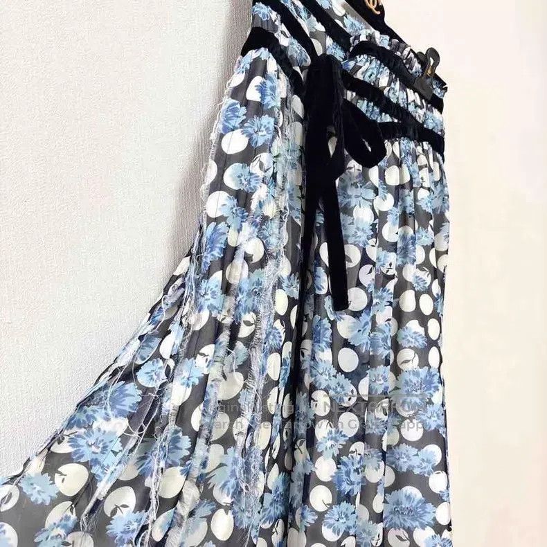 Comme des Garcons Comme Des Garcons size M Velvet ribbon floral wrap skirt Size 23" - 5 Thumbnail