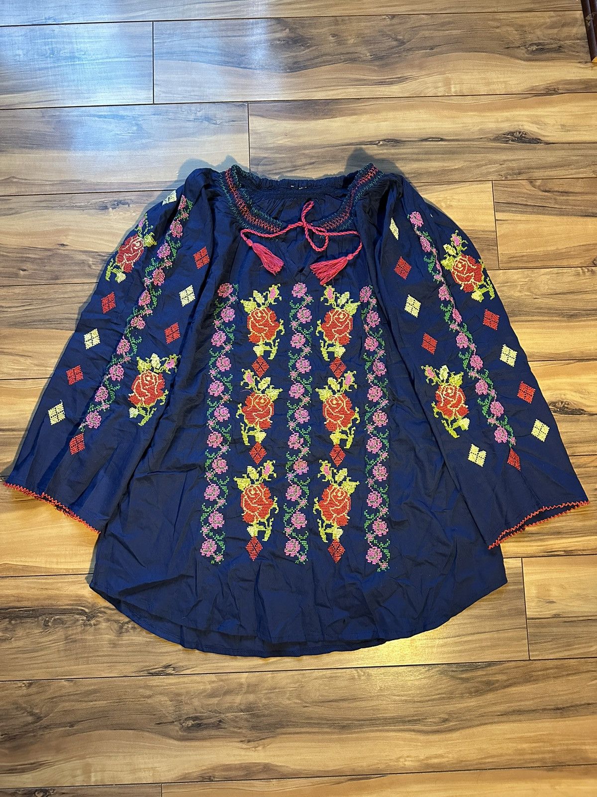 Vintage Embroidered Navy Blue Floral Women's Top Size L / US 10 / IT 46 - 2 Thumbnail