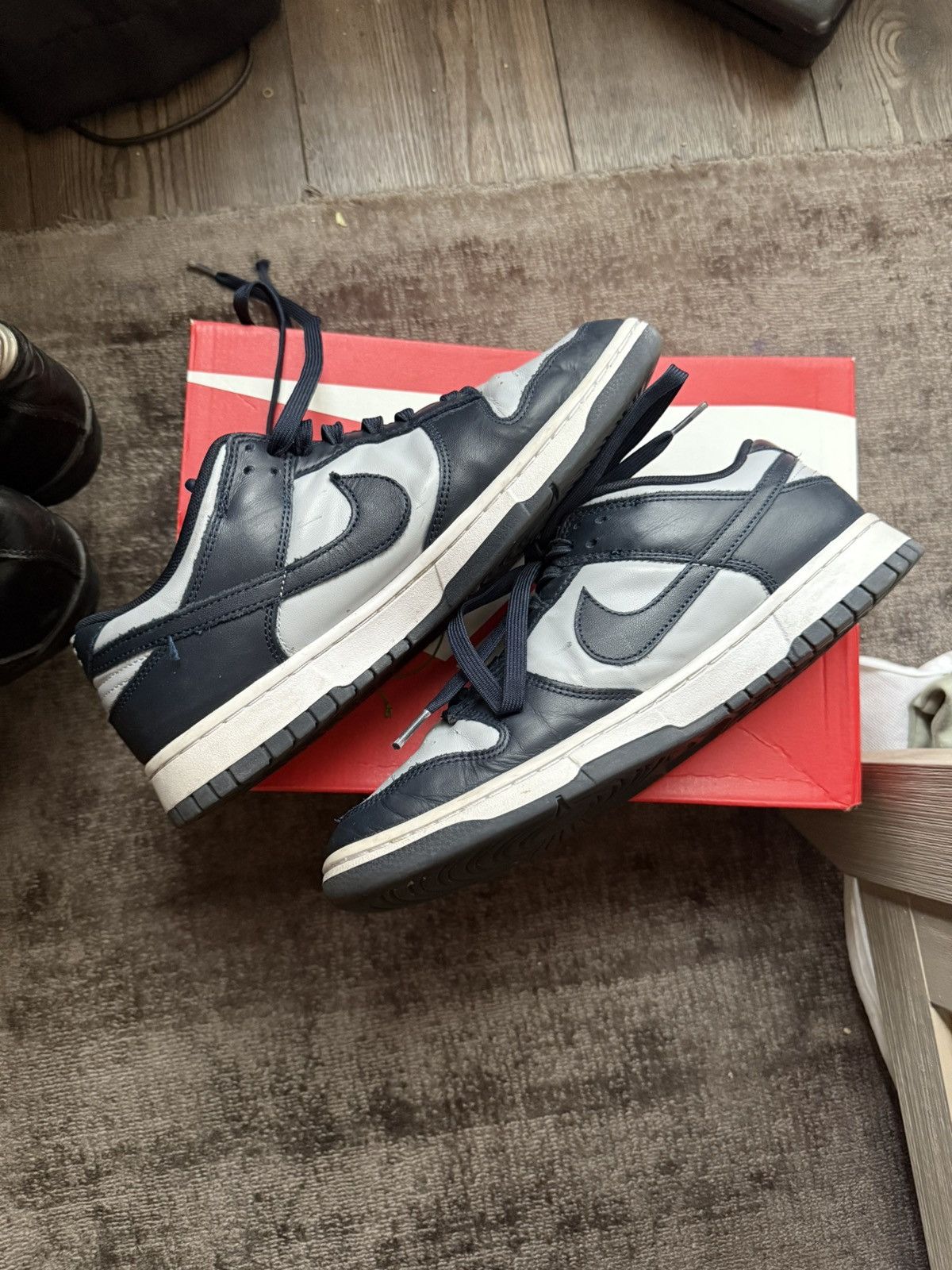 Nike nike dunk low george town Size US 10 / EU 43 - 2 Thumbnail