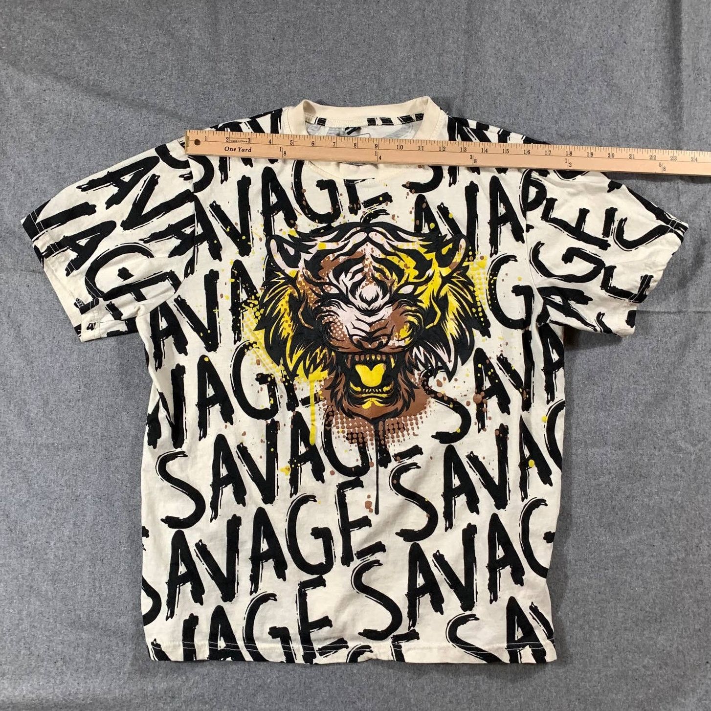 Southpole South Pole Savage Tiger Shirt Women Large White Short Sleeve Size L / US 10 / IT 46 - 1 Thumbnail