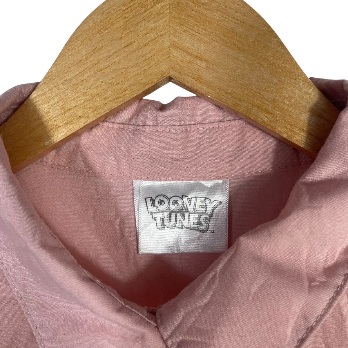 Vintage Vintage Looney Tunes Cartoon ButtonUp Shirt Pink Embroidered Size US L / EU 52-54 / 3 - 3 Thumbnail