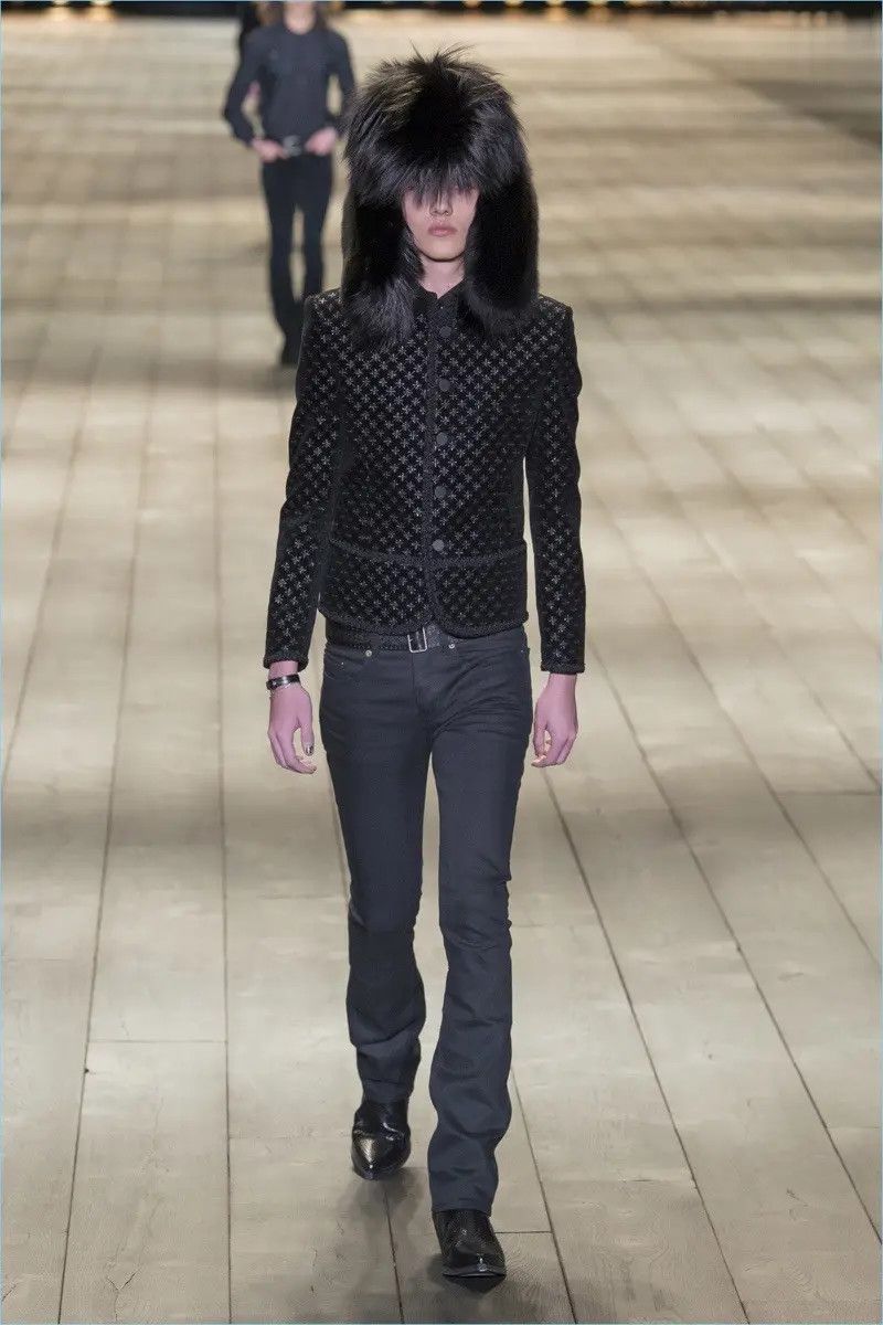 Saint Laurent Paris FW'18 Chapka Trapper Hat in Black Fox Fur Size ONE SIZE - 7 Thumbnail
