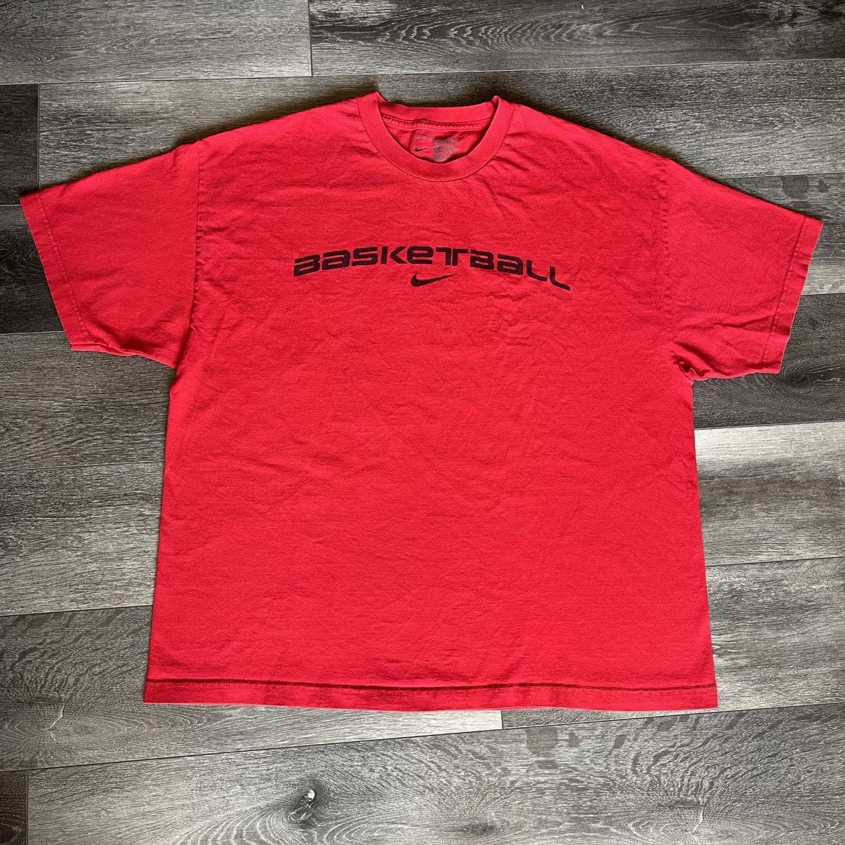 Nike × Vintage Vintage 2000s Nike Basketball Center Swoosh Logo T Shirt Y2K Size US XXL / EU 58 / 5 - 2 Thumbnail