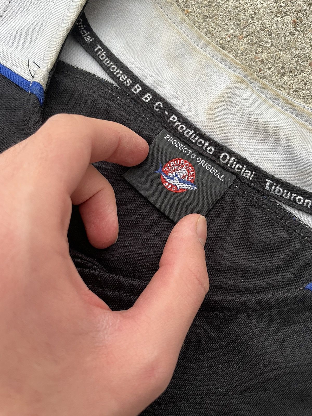 Vintage Jersey tiburones Size US L / EU 52-54 / 3 - 9 Thumbnail