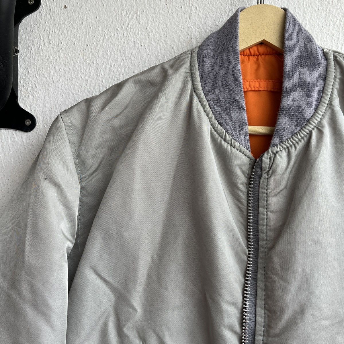 Alpha Industries VINTAGE ALPHA INDUSTRIES AVIREX MA-1 BOMBER FLIGHT JACKET Size US L / EU 52-54 / 3 - 7 Thumbnail