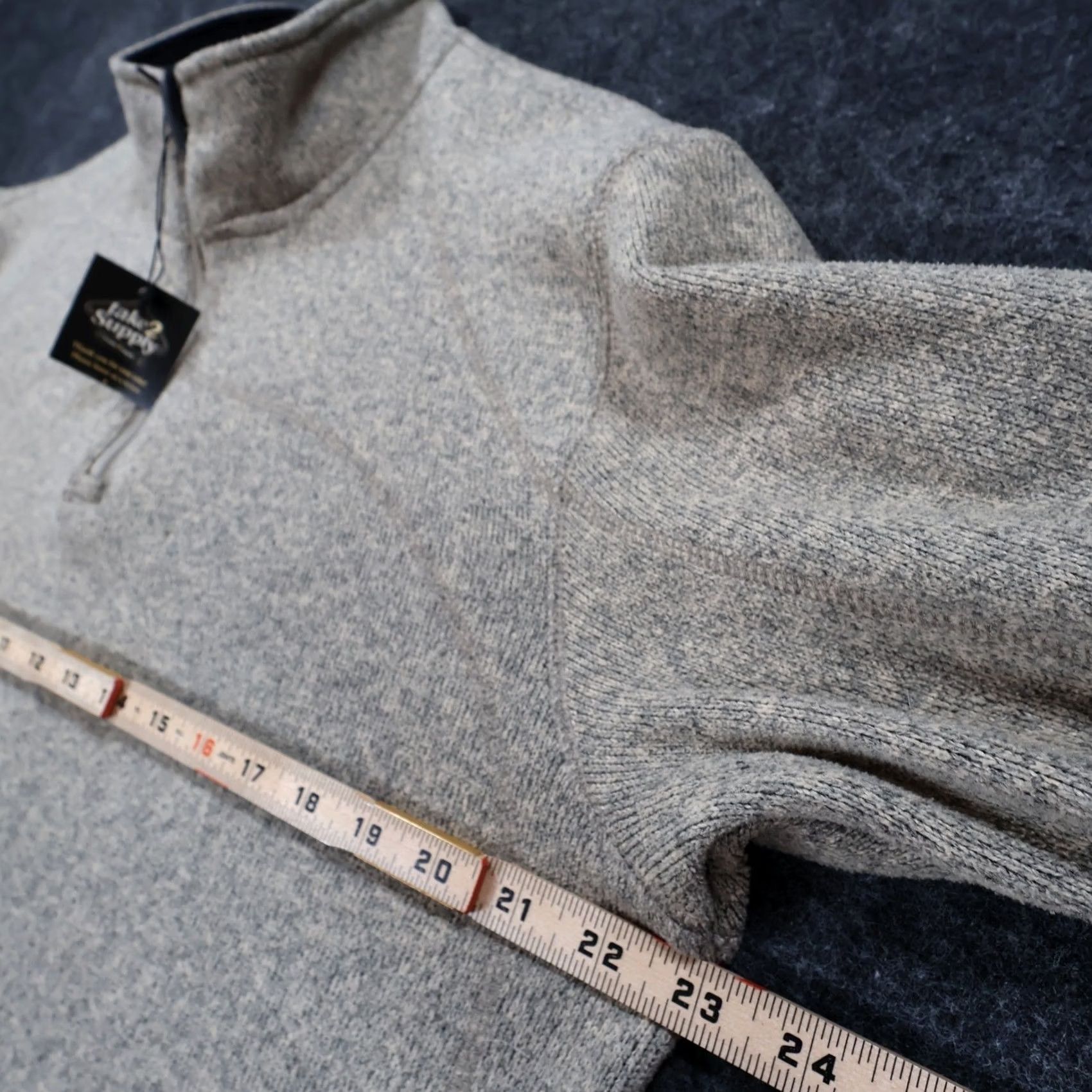 Royal Robbins Royal Robbins Pullover Sweater Mens Large Gray Quarter Zip Outdoor Size US L / EU 52-54 / 3 - 3 Thumbnail
