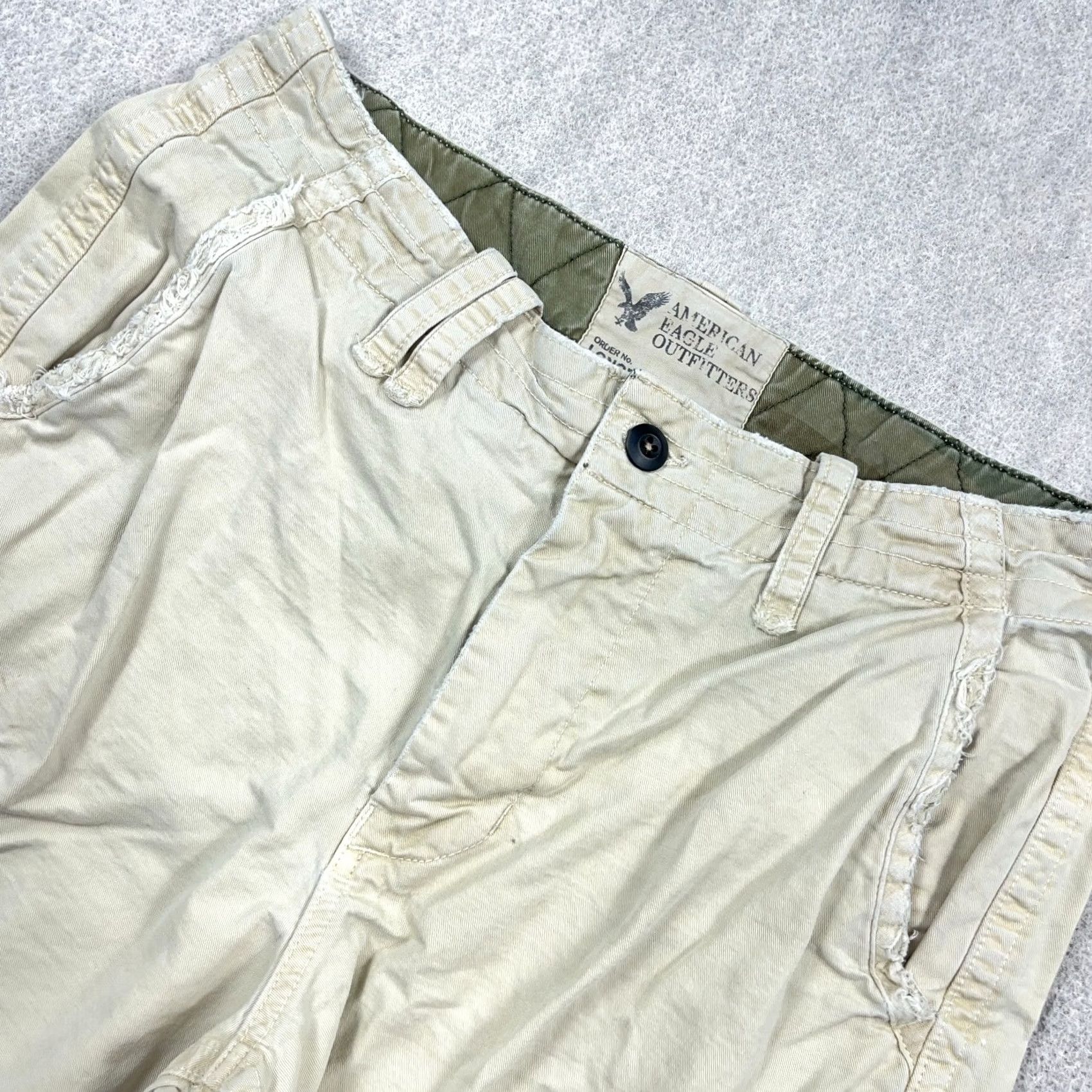 American Eagle Outfitters American Eagle Cargo Shorts Men 33 Tan Khaki Vintage Y2K Retro Longer Length Size US 33 - 6 Thumbnail