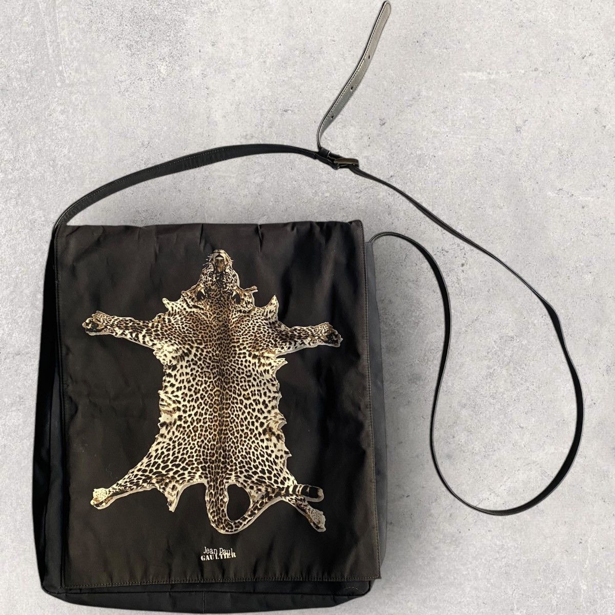 Jean Paul Gaultier JPG Cheetah Rug Crossbody Bag Size ONE SIZE - 1 Thumbnail
