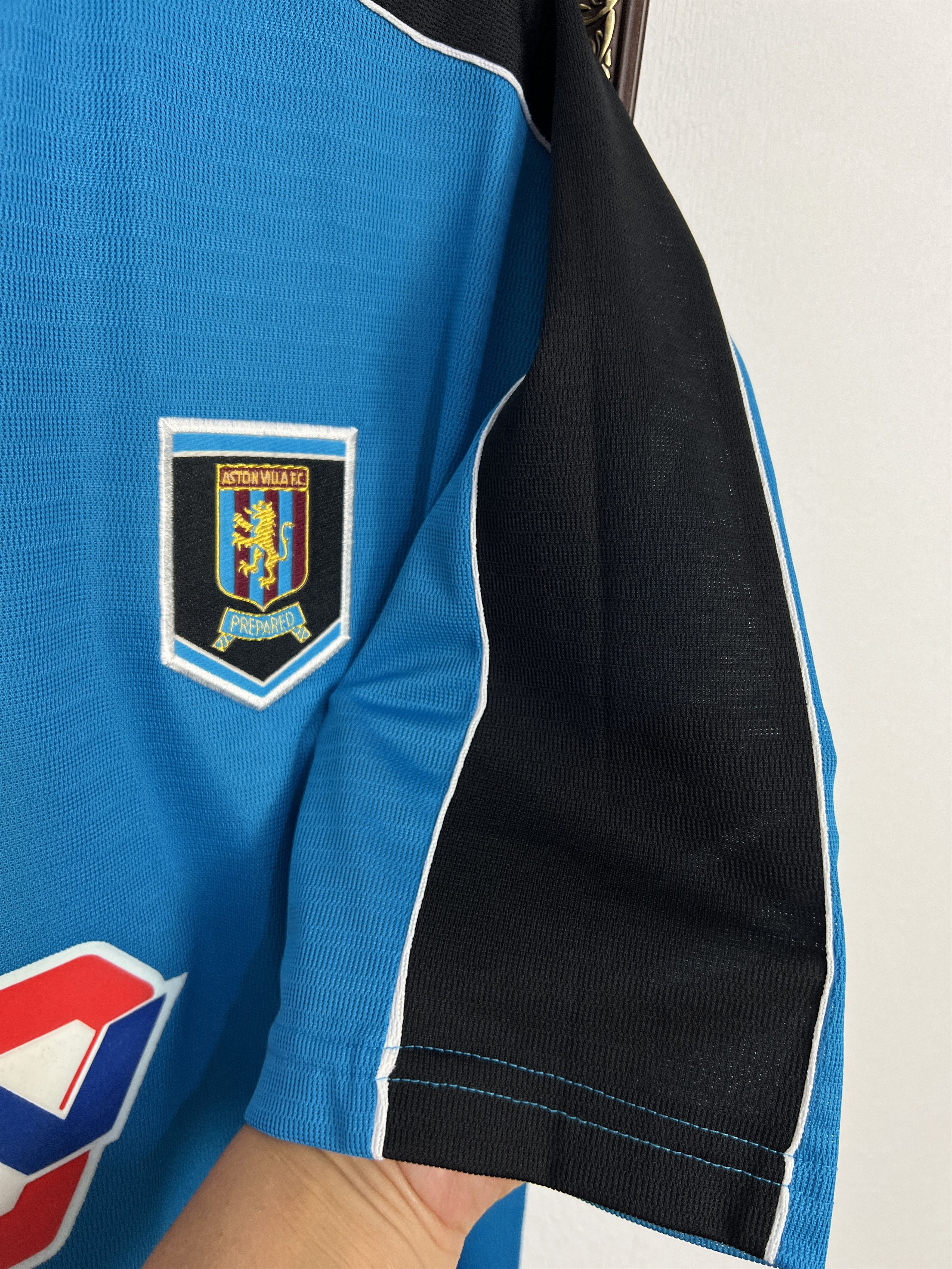 Reebok Aston Villa Away football shirt 1998 Soccer Reebok Jersey Size US L / EU 52-54 / 3 - 4 Thumbnail
