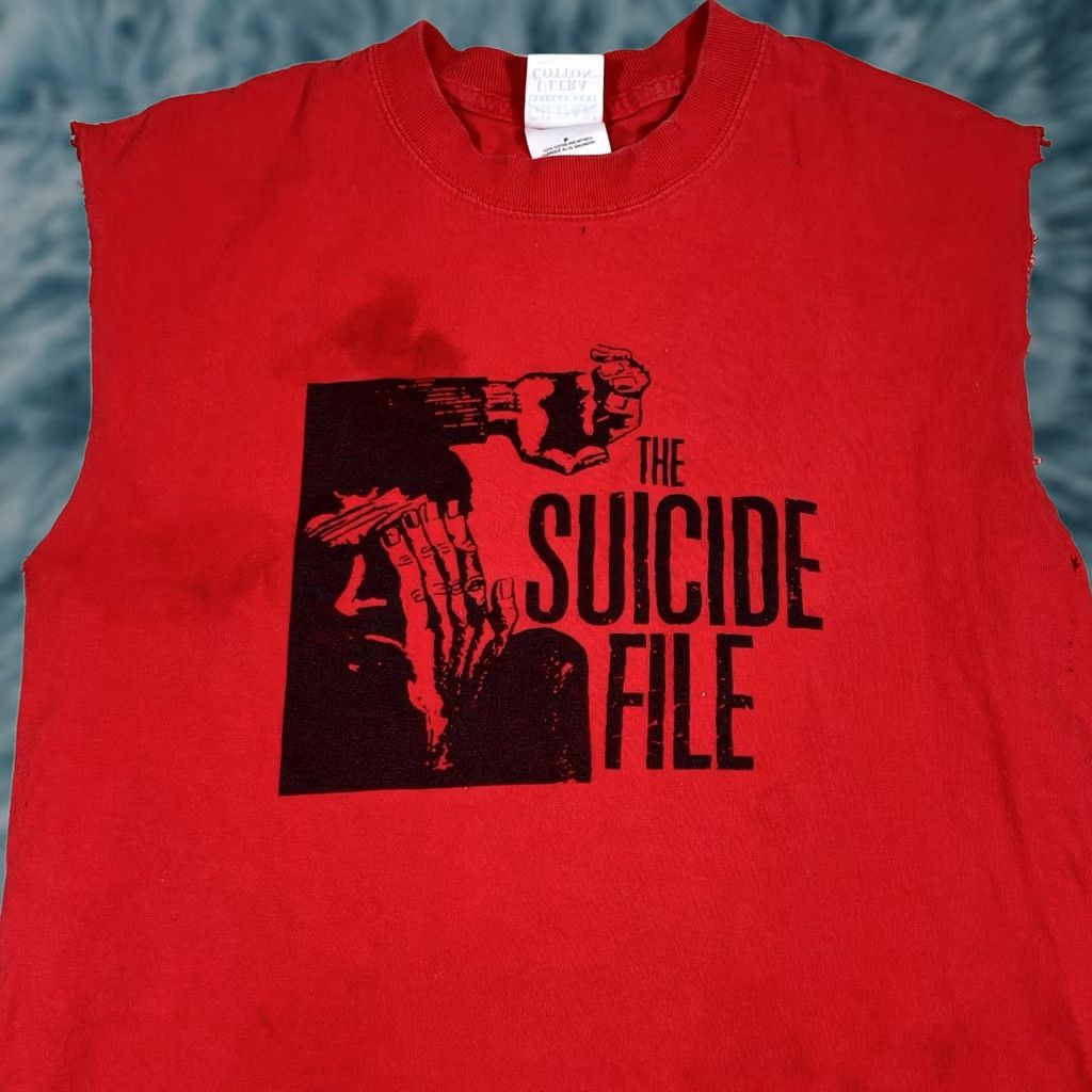 Gildan The Suicide File Band Cut Off T Shirt Size S Men Red Rock Gildan Short Sleeve Shirt Size US S / EU 44-46 / 1 - 1 Thumbnail