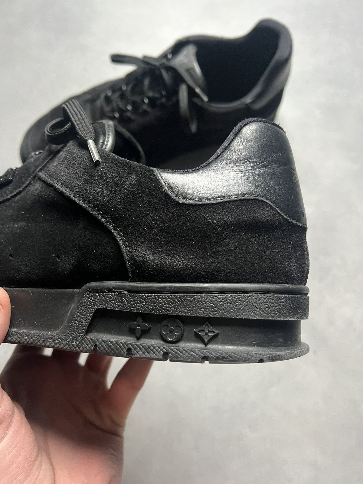 Louis Vuitton Louis Vuitton Suede Sneakers Size US 14 / EU 47 - 6 Thumbnail