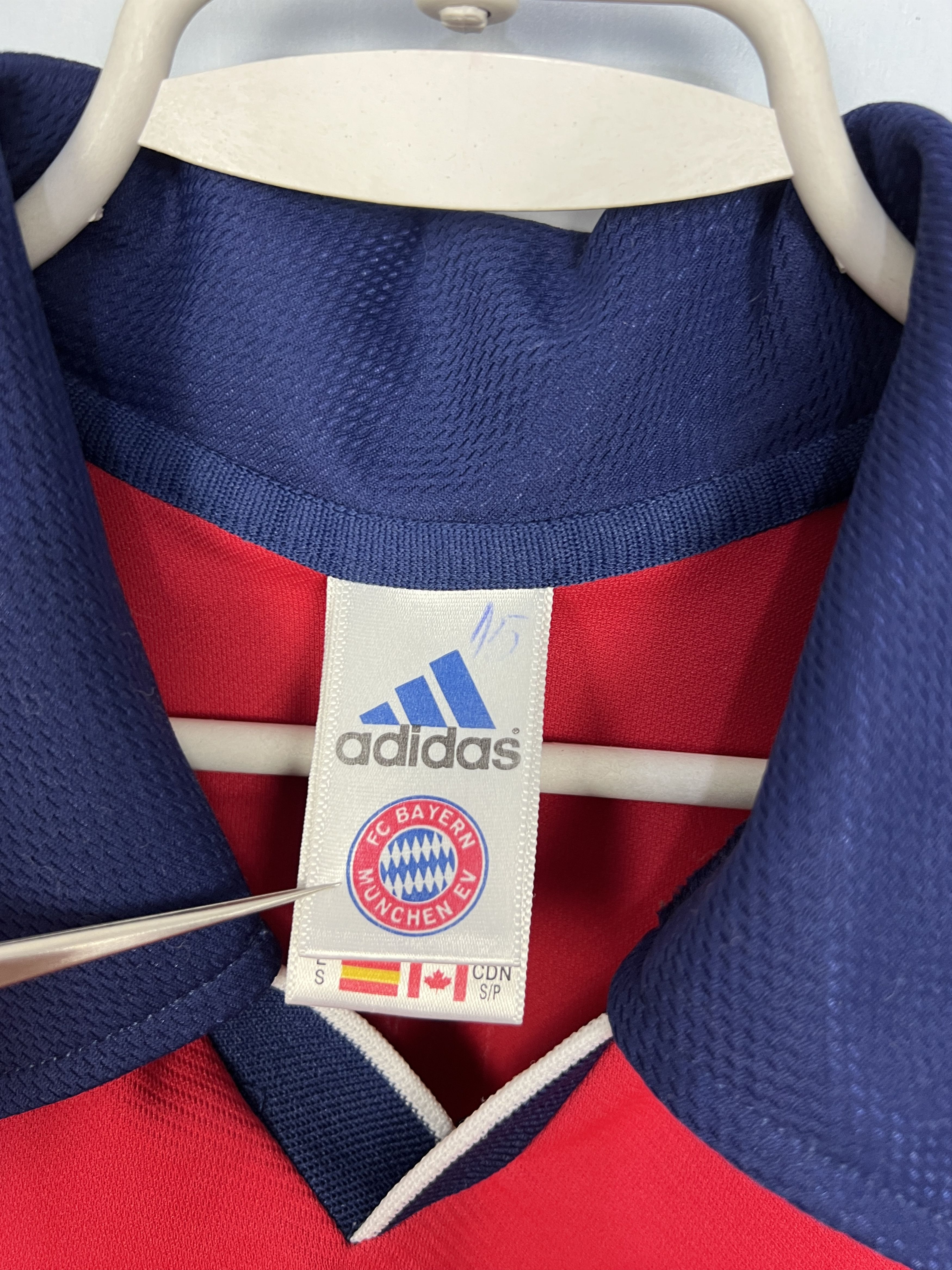 Adidas Bayern Munich Home football shirt 1999 #24 Santa Cruz Adidas Size US S / EU 44-46 / 1 - 10 Thumbnail