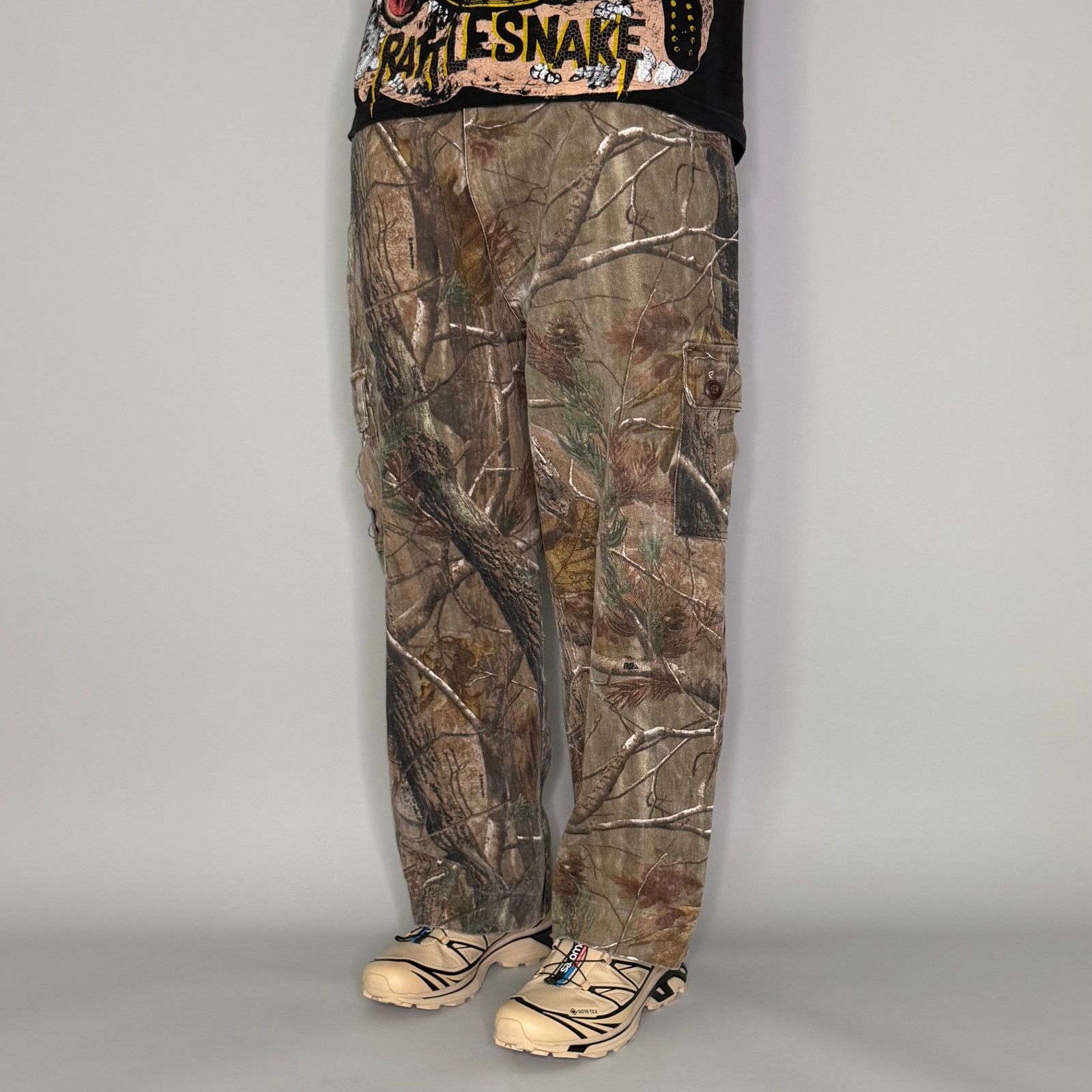 Cabelas Vintage 90s Cabelas Camo Jeans 42x28 Baggy Wide Real Tree Size US 42 / EU 58 - 1 Thumbnail