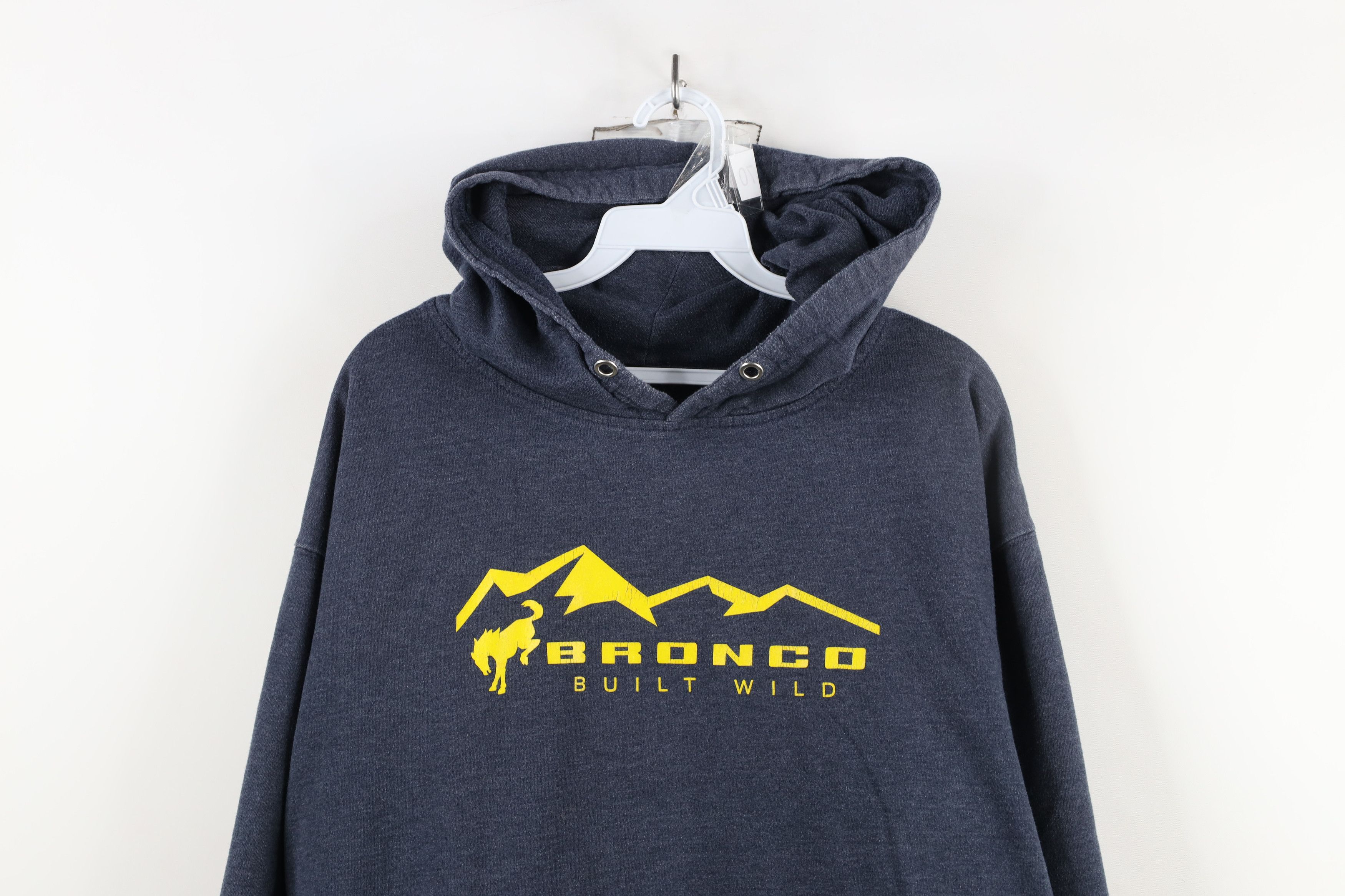 Vintage Ford Motor Company Spell Bronco Built Wild Hoodie Sweatshirt Size US L / EU 52-54 / 3 - 2 Thumbnail