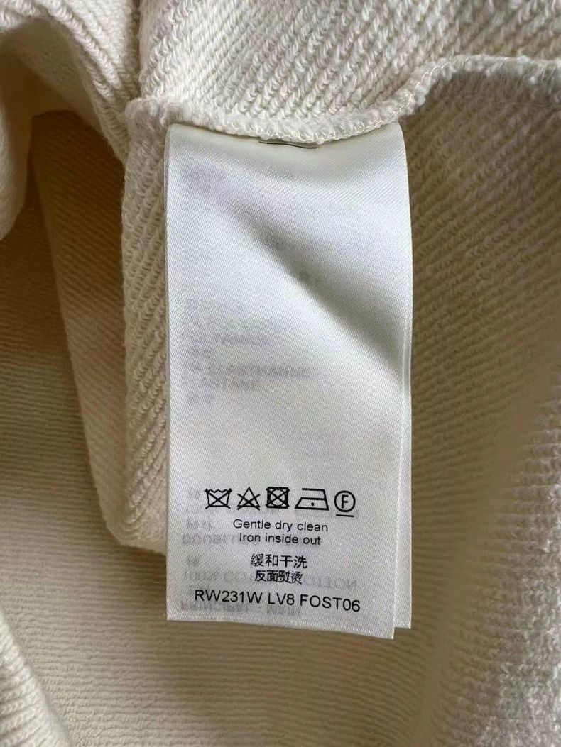 Louis Vuitton louis vuitton Embroidered LOGO Hoodie 2501-Nextarrow Size US M / EU 48-50 / 2 - 5 Thumbnail