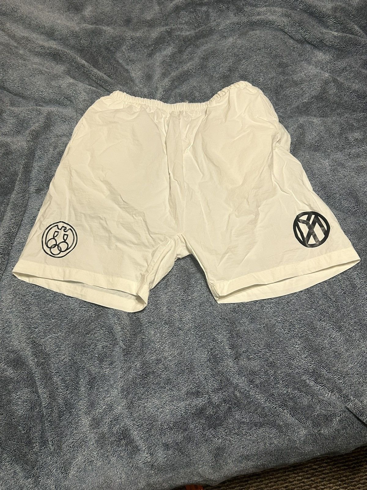 Yeezy Yeezy white vulture shorts nylon size 2 / medium Size US 29 - 1 Thumbnail