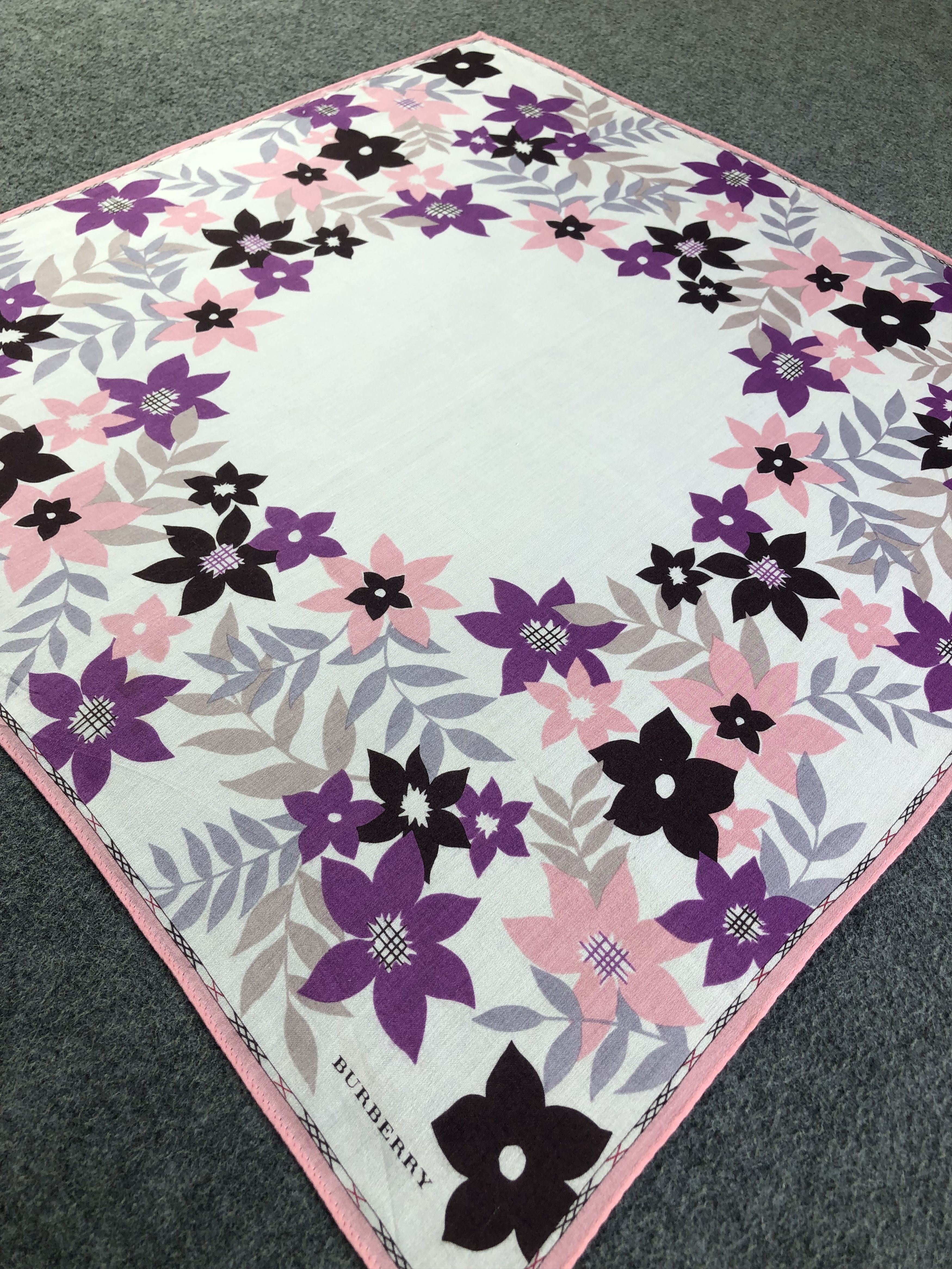 Burberry Burberry Floral Handkerchief / Bandana / Neckerchief C401 Size ONE SIZE - 4 Thumbnail