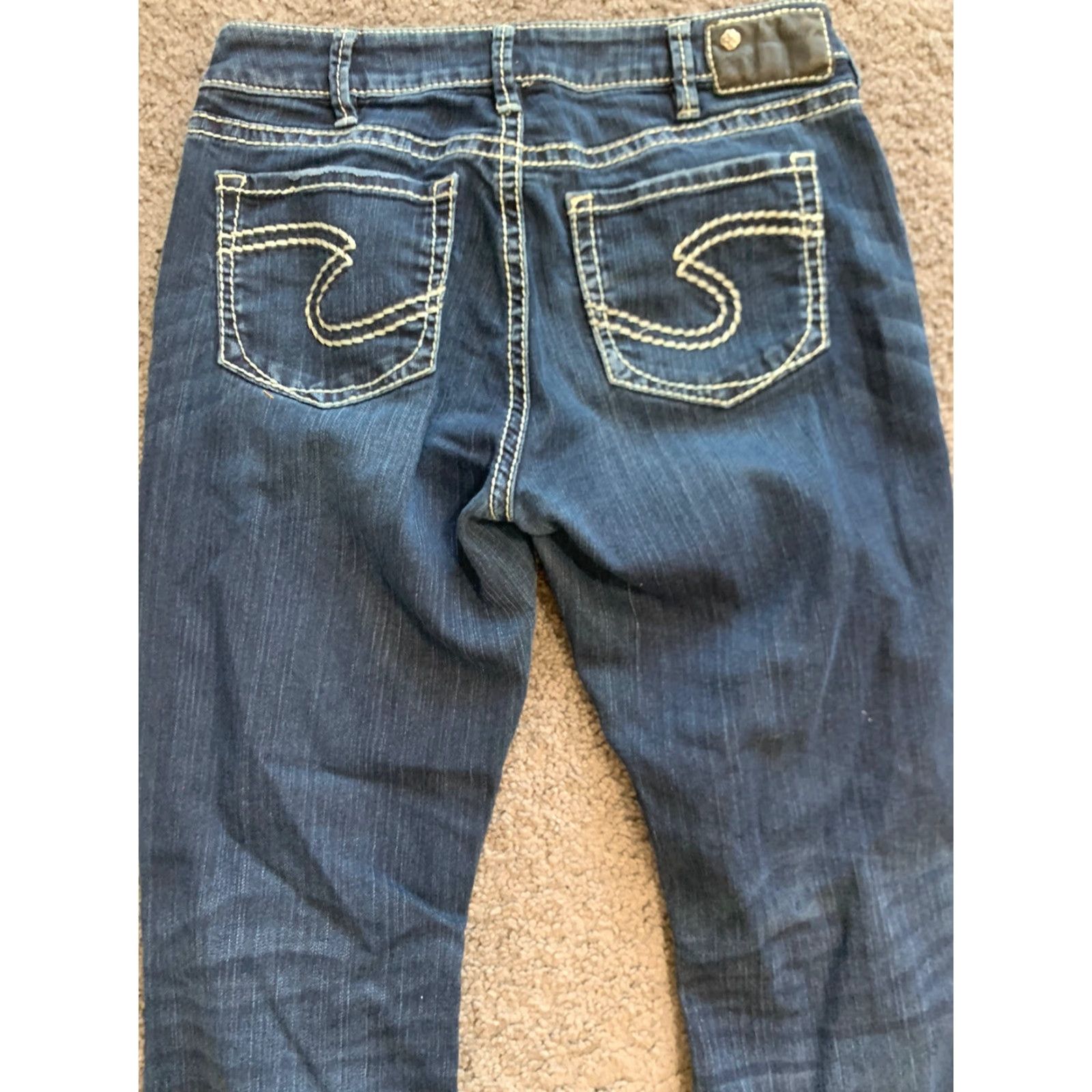 Silver Jeans Co. Silver Jeans Natsuki Sharp Unique Pockets Women's Size 30x26 Denim Blue Cotton Blend Jeans Size 30" / US 8 / IT 44 - 2 Thumbnail