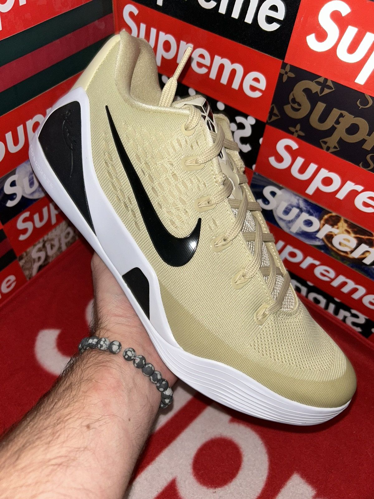 Nike Nike Kobe 9 Elite Low EM Protro TB Gold Black IH5095-700 M12 Size US 12 / EU 45 - 8 Thumbnail