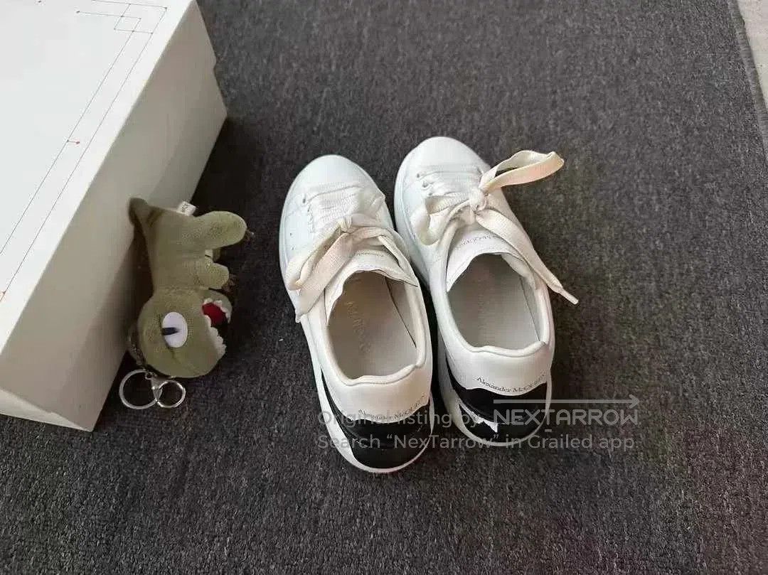 Alexander McQueen McQueen new white sneakers. Size US 5 / IT 35 - 6 Thumbnail