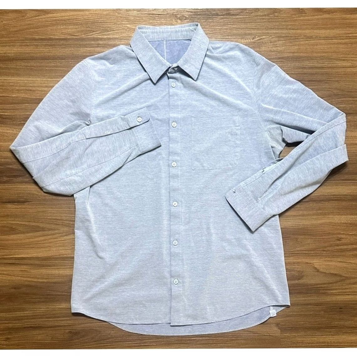 Lululemon Lululemon Commission Button-Up Light Blue Performance Stretch Office Shirt Sz L Men Button-Up Sleeve Missing (Stitchable) Collared Long Sleeve Black? Size US L / EU 52-54 / 3 - 2 Thumbnail