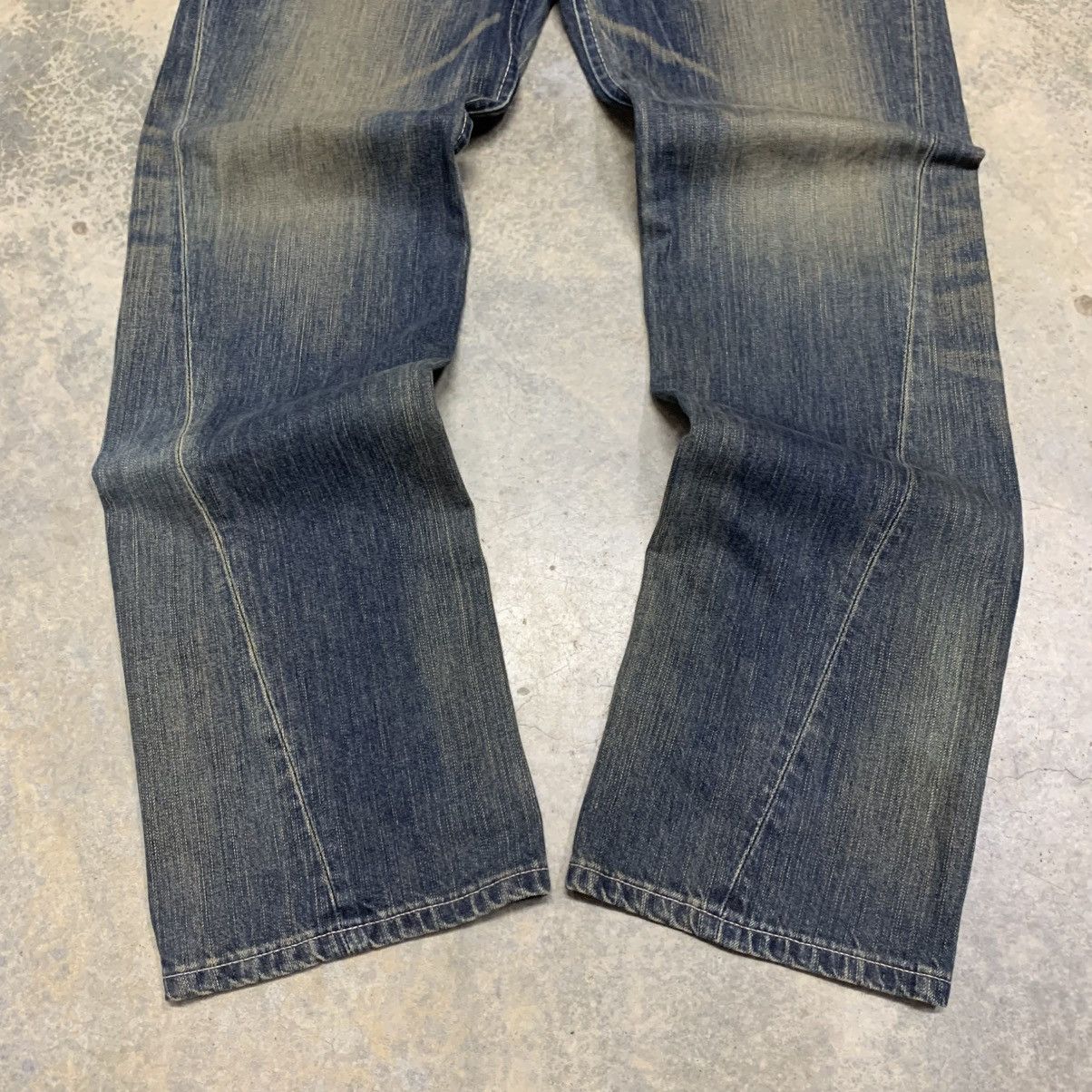 If Six Was Nine Vintage Edwin Blue Trip Clawmark Distressed Fade Jean Size US 33 - 6 Thumbnail