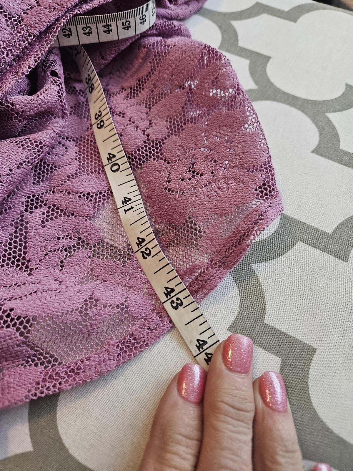 Designer Lularoe Beautiful Pink Lavender Lace Duster Vest Size M / US 6-8 / IT 42-44 - 6 Thumbnail