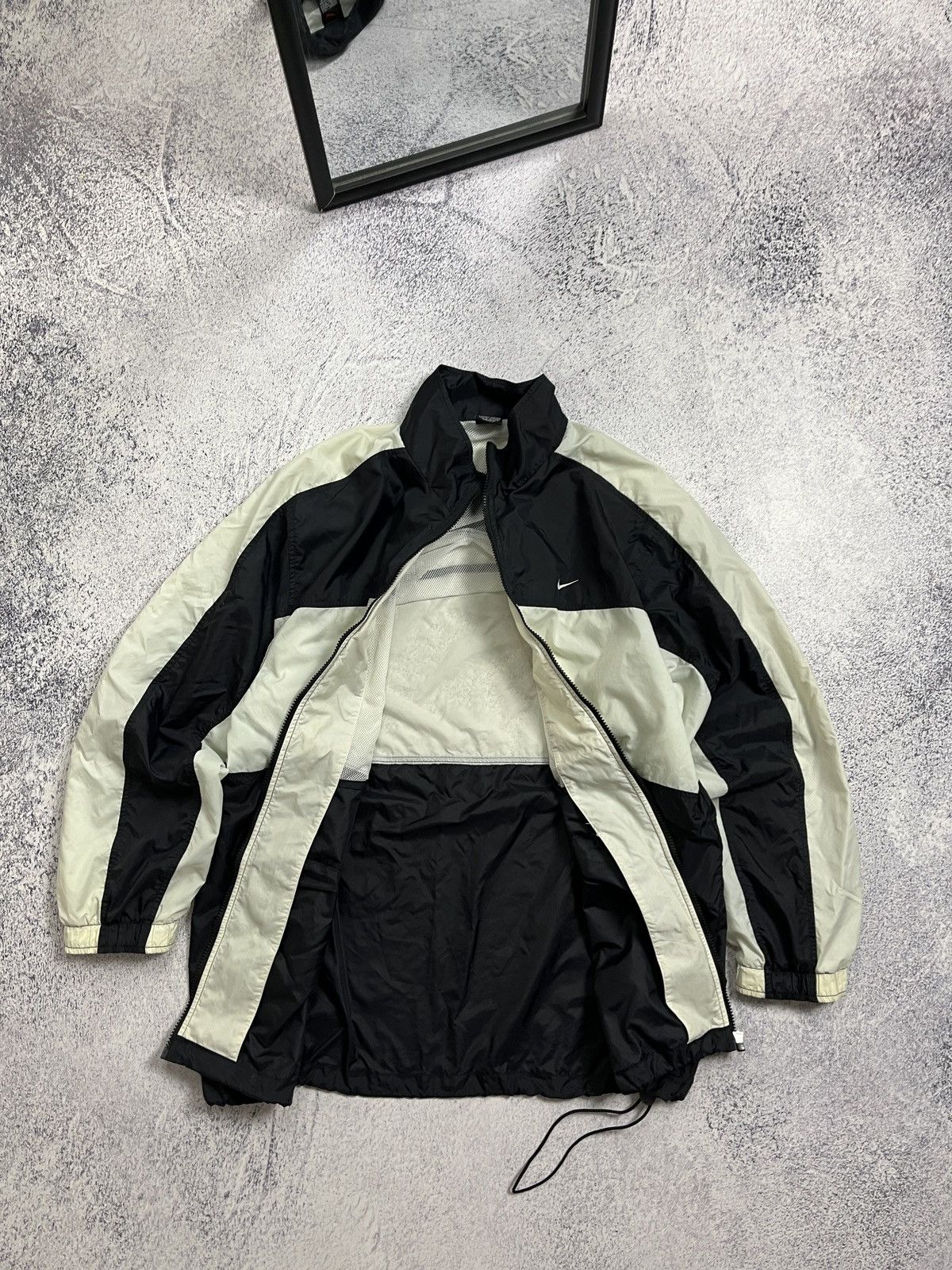 Nike × Vintage Vintage 90’s Nike Nylon Track Jacket Drill Mini Swoosh Y2k Size US L / EU 52-54 / 3 - 16 Thumbnail