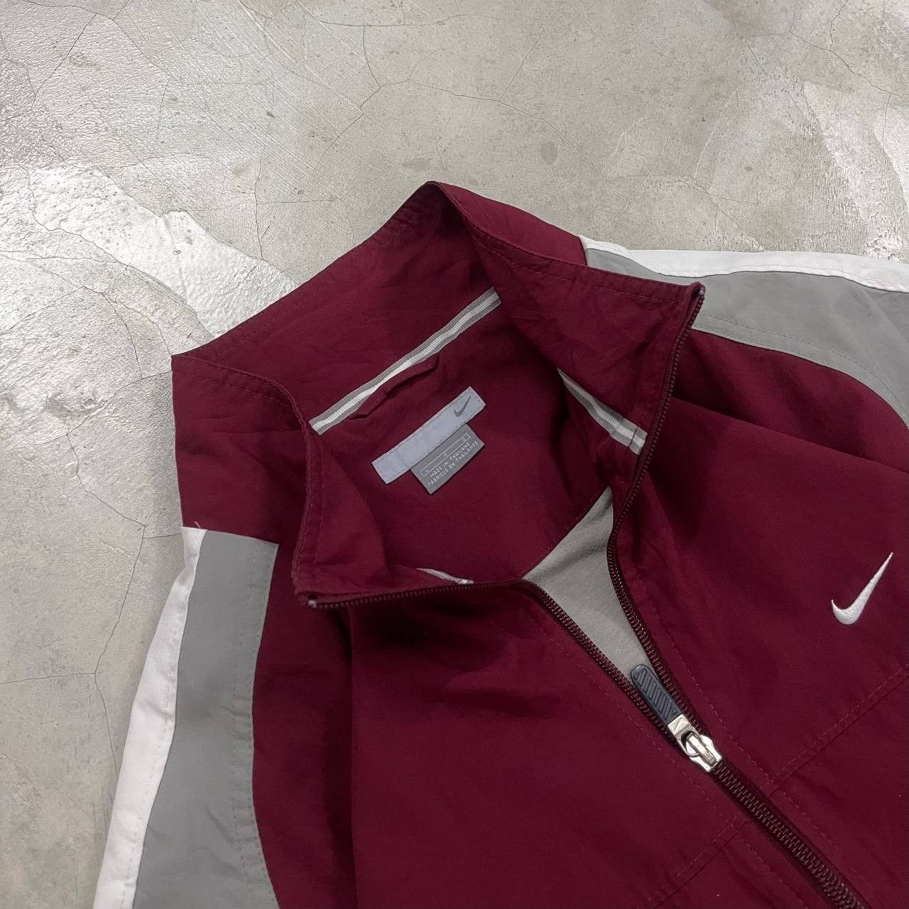Nike Vintage 90S Nike Big Swoosh Windbreaker Jacket Size US L / EU 52-54 / 3 - 7 Thumbnail