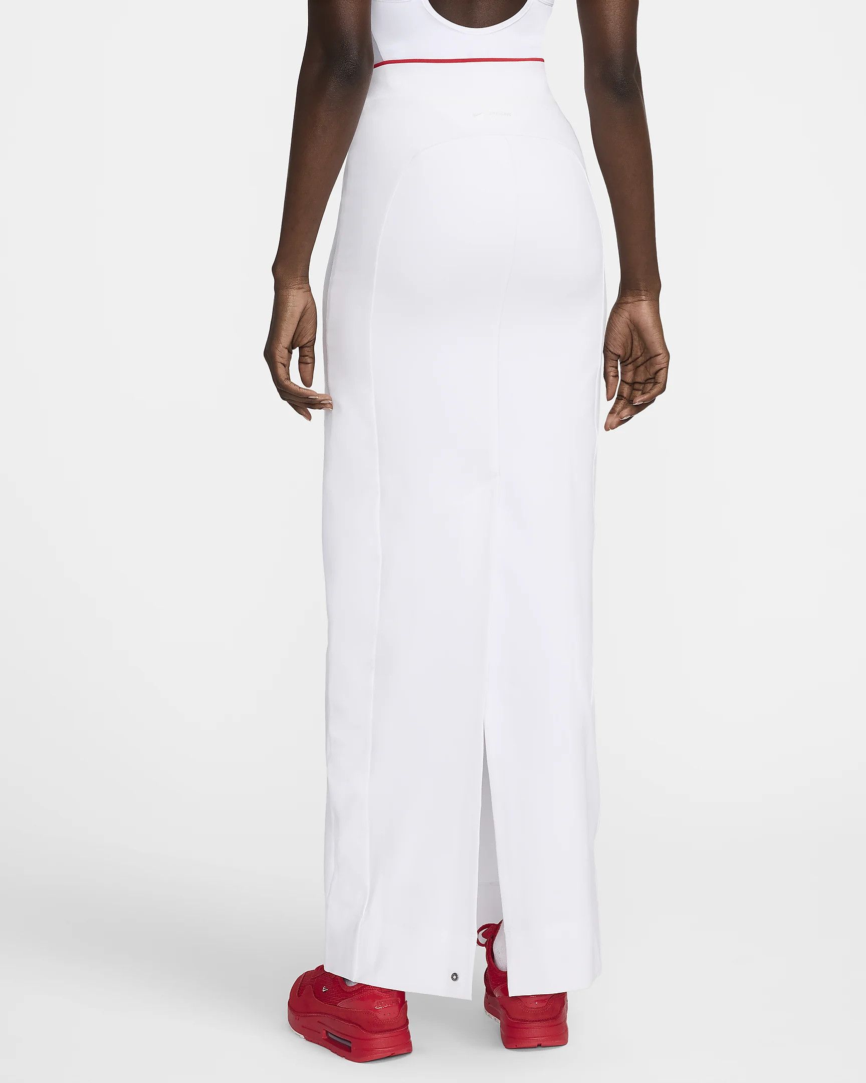 Jacquemus × Nike o1tko10125 Sports Long Skirt in White Size 26" / US 2 / IT 38 - 2 Thumbnail