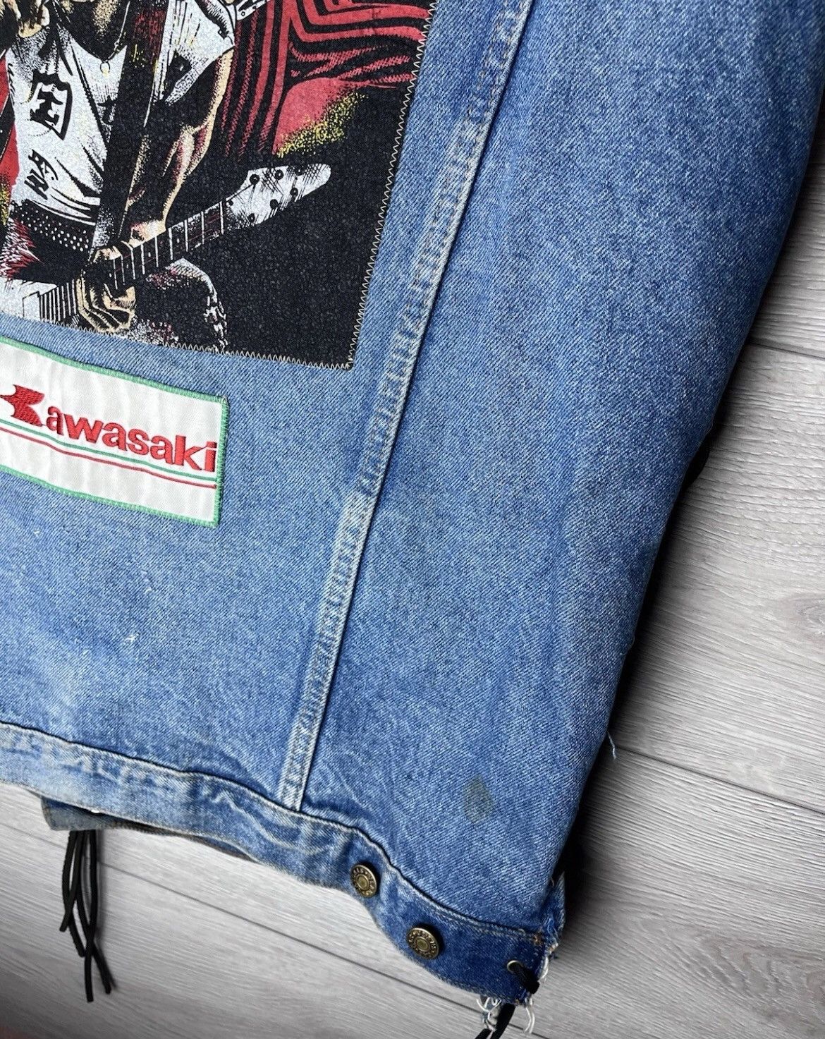 Hard Rock Cafe Men's Denim Vest rock style size L music Scorpions USA 🇺🇸 Size US L / EU 52-54 / 3 - 9 Thumbnail