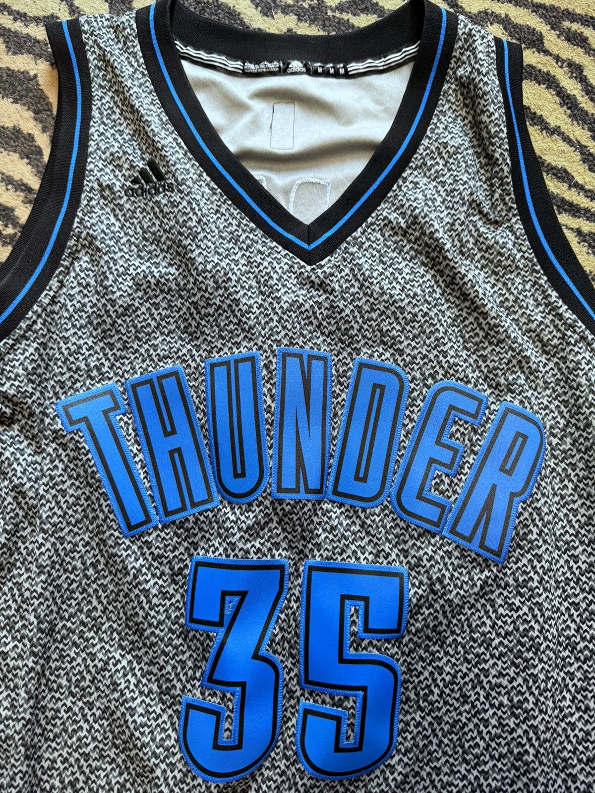 NBA Kevin Durant Thunder Jersey Size US M / EU 48-50 / 2 - 3 Thumbnail