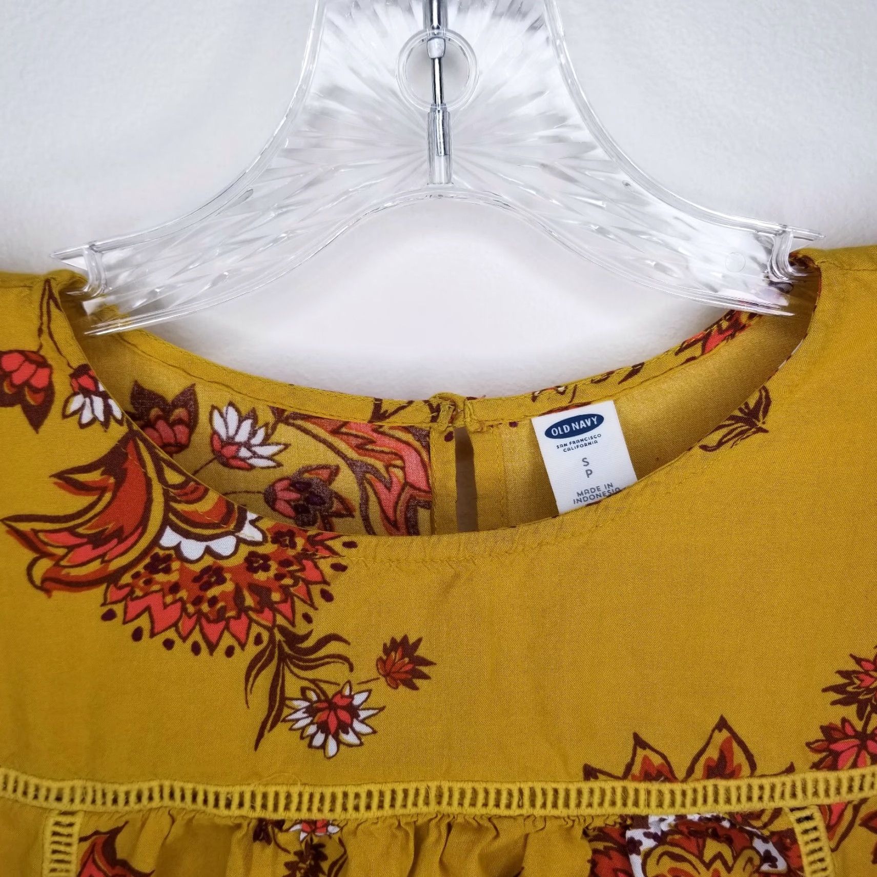 Old Navy Old Navy Women's Blouse Size S Yellow Floral Flared Top Womens Size S / US 4 / IT 40 - 3 Thumbnail