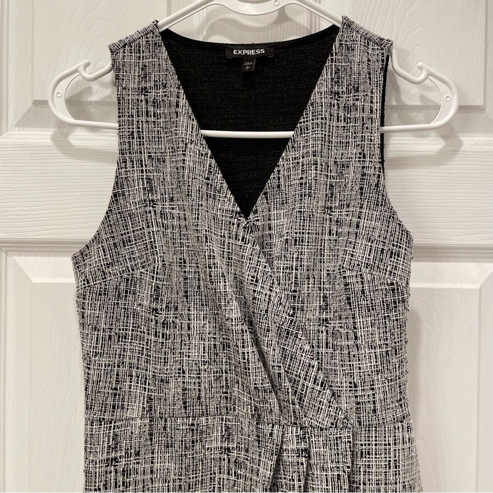Express EXPRESS Dress S Size S / US 4 / IT 40 - 3 Thumbnail