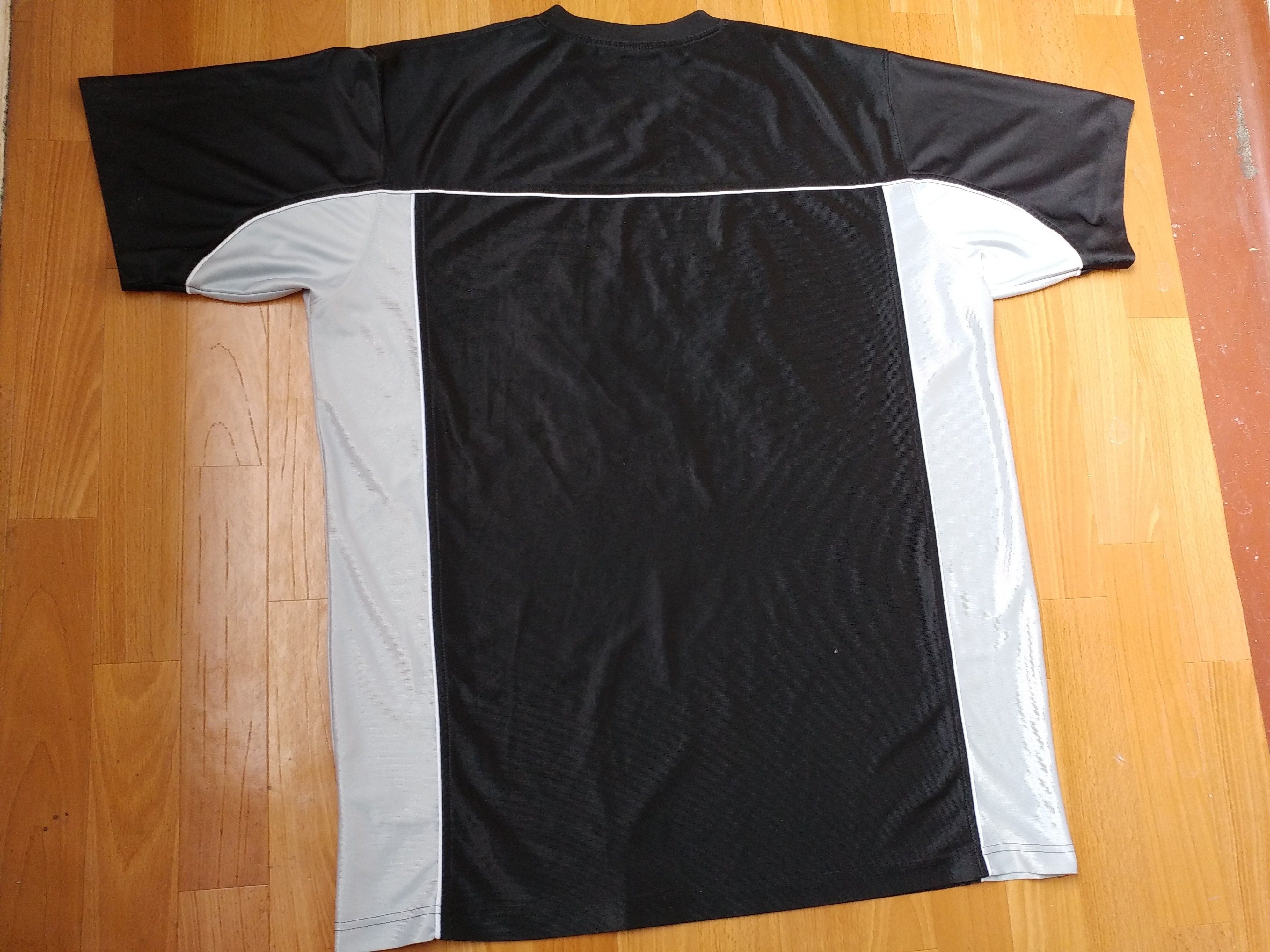 Vintage Bone NY jersey, vintage lowrider t-shirt 90s hip hop 1990s L Size US L / EU 52-54 / 3 - 10 Thumbnail