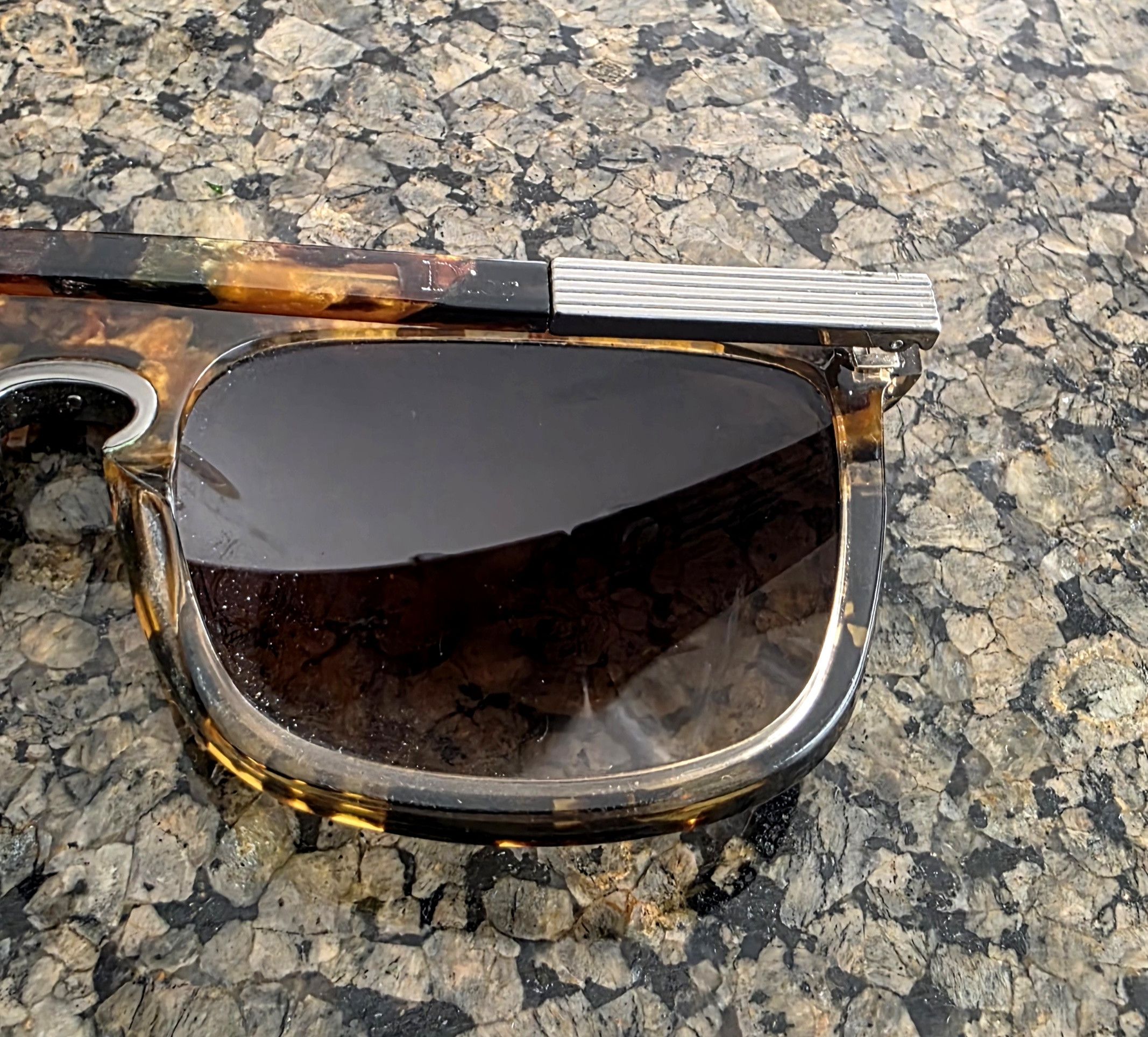 Dior Christian Dior Entracte2 Women Sunglasses Tortoise Italy Size ONE SIZE - 9 Thumbnail