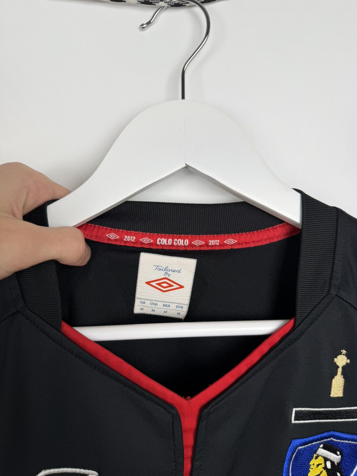 Umbro Umbro Colo Colo 2012 football jersey Size US M / EU 48-50 / 2 - 7 Thumbnail