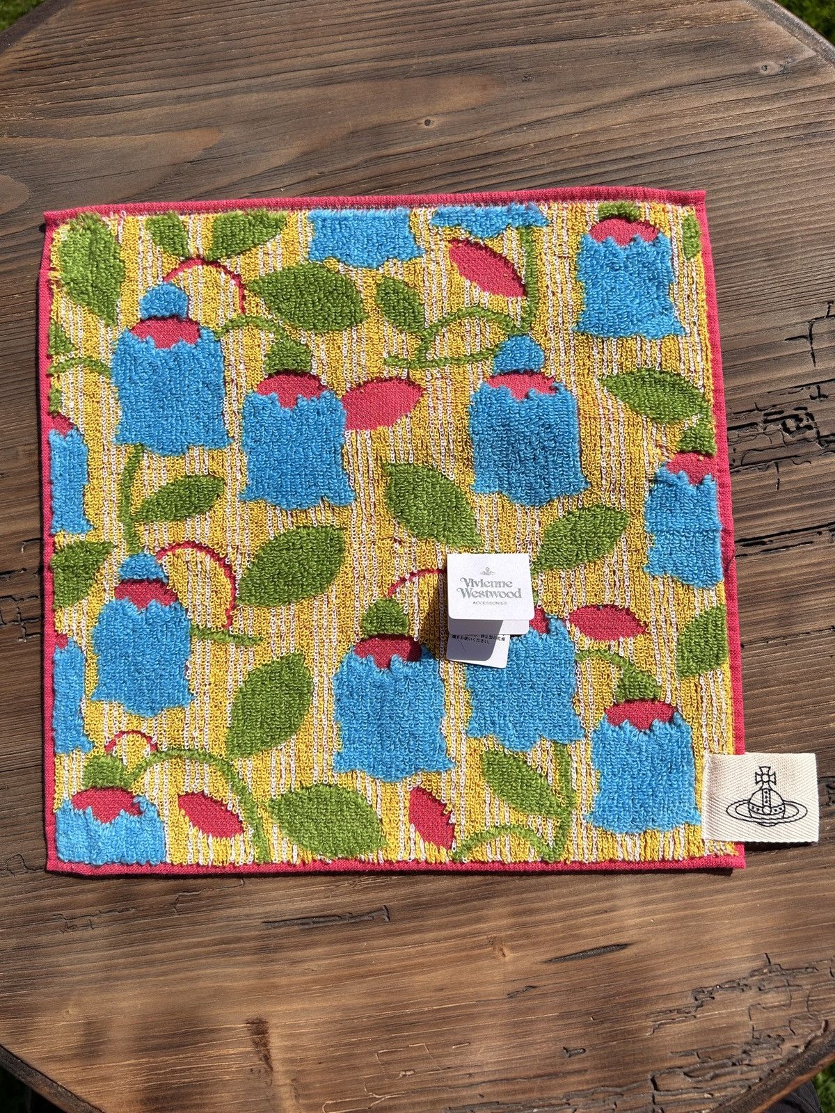 Vivienne Westwood BNWT Vivienne Westwood Floral Mini Hand Towel Handkerchief Size ONE SIZE - 1 Thumbnail