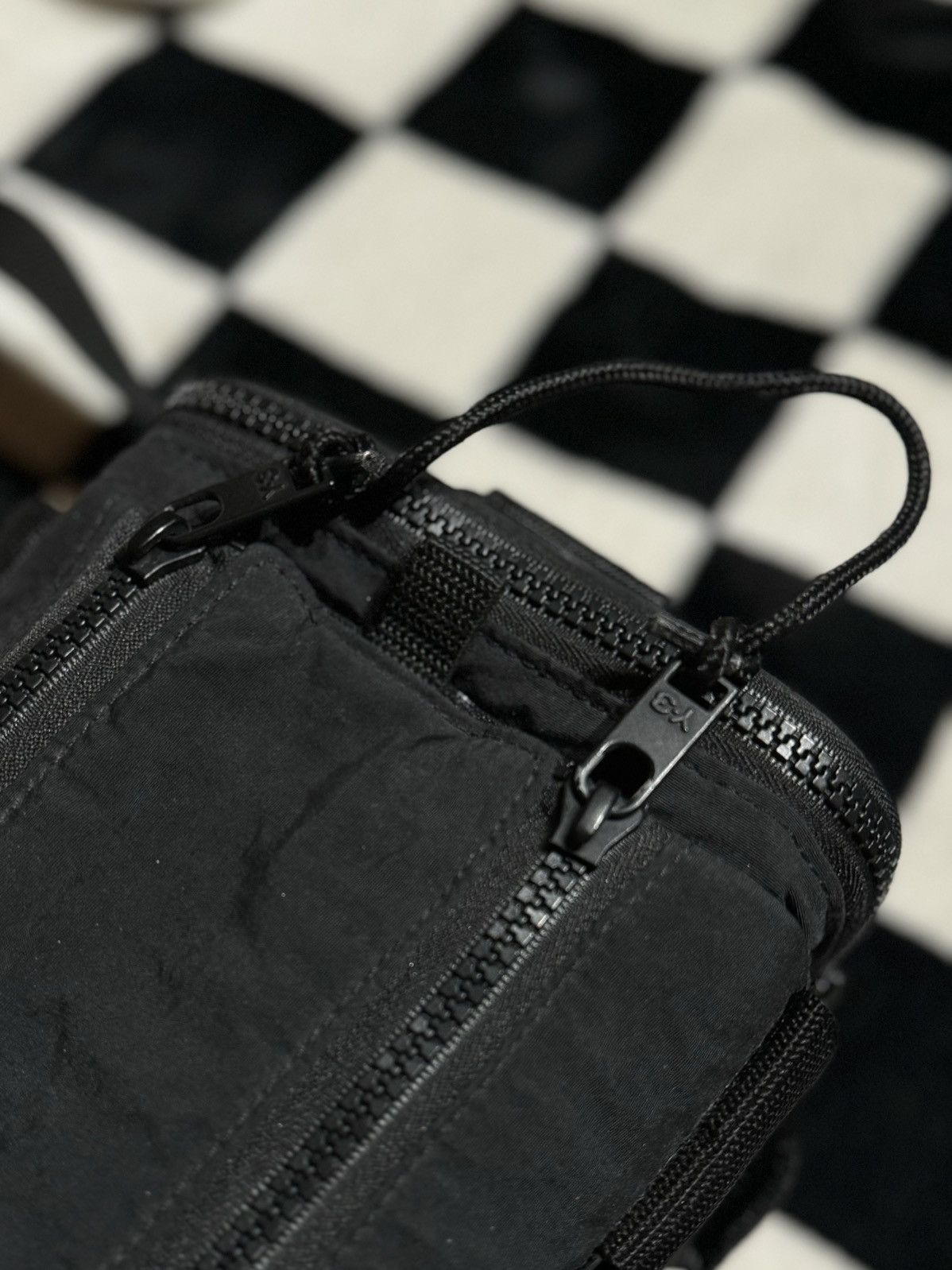 Y-3 CAMERA BAG MINI DUFFLE ZIPPER NYLON SHOULDER CROSSBODY Size ONE SIZE - 6 Thumbnail