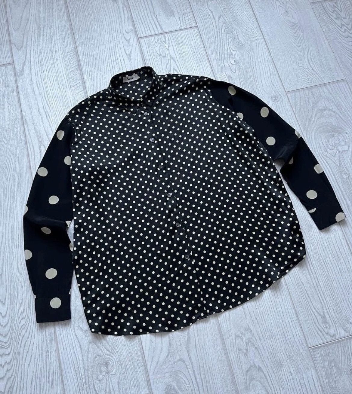 Acne Studios Acne Studios “Allowed Dots” Silk Shirt – Size 38 (US S/M) Size M / US 6-8 / IT 42-44 - 2 Thumbnail